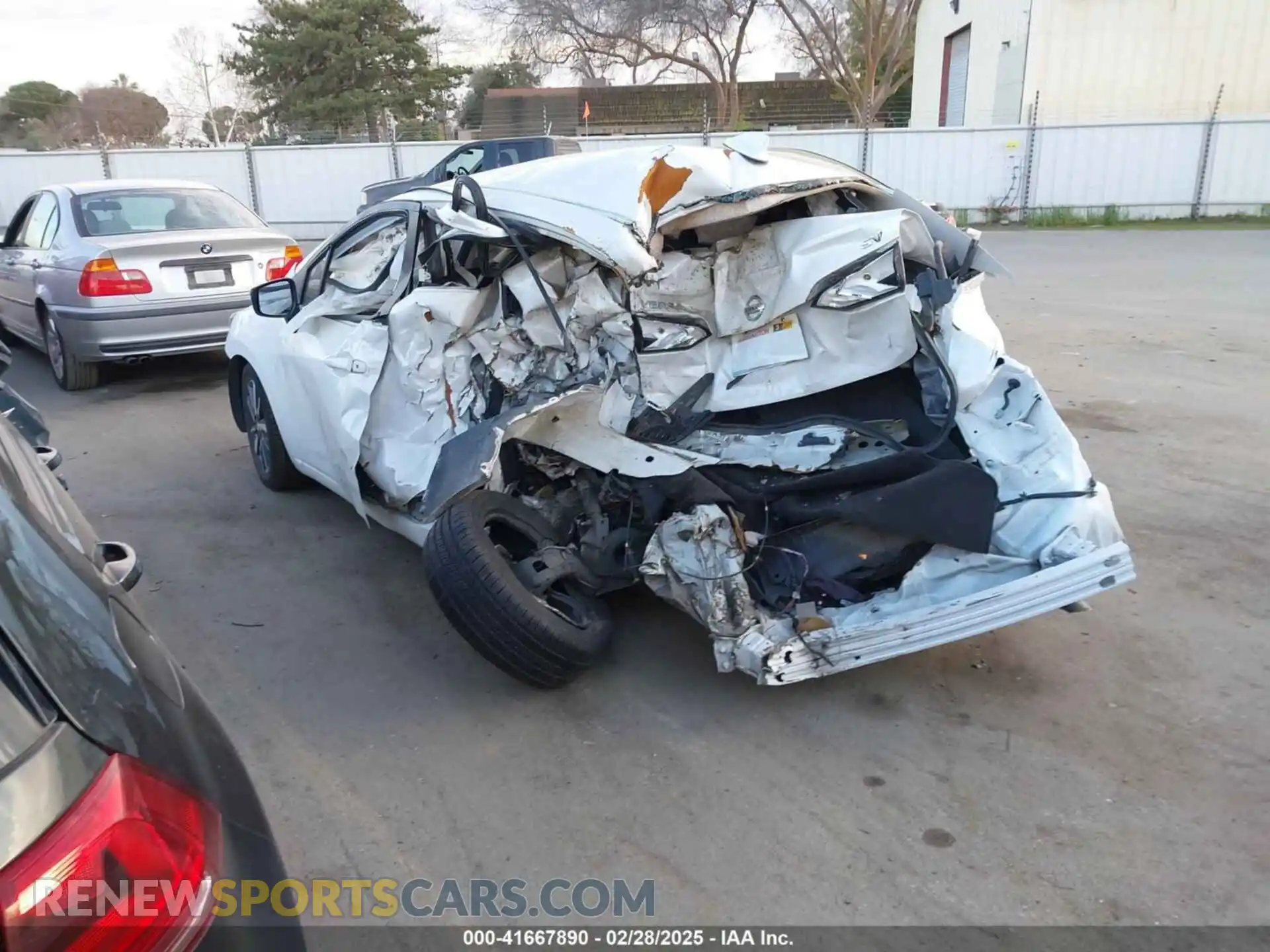 3 fotografías del automóvil dañado 3N1CN8EV4ML869391 NISSAN VERSA 2021
