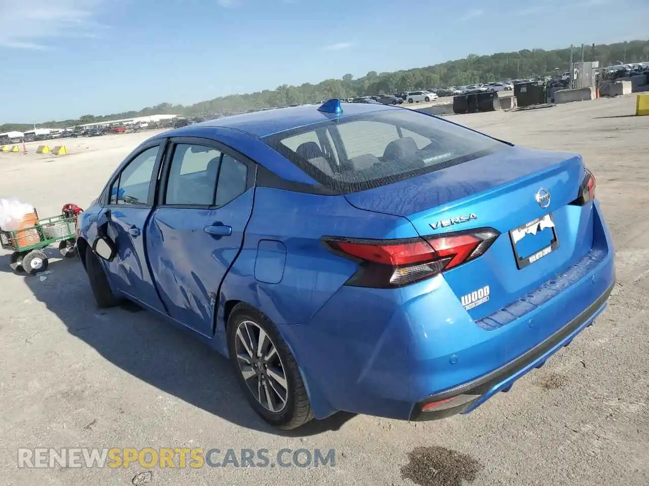 2 Photograph of a damaged car 3N1CN8EV4ML895926 NISSAN VERSA 2021