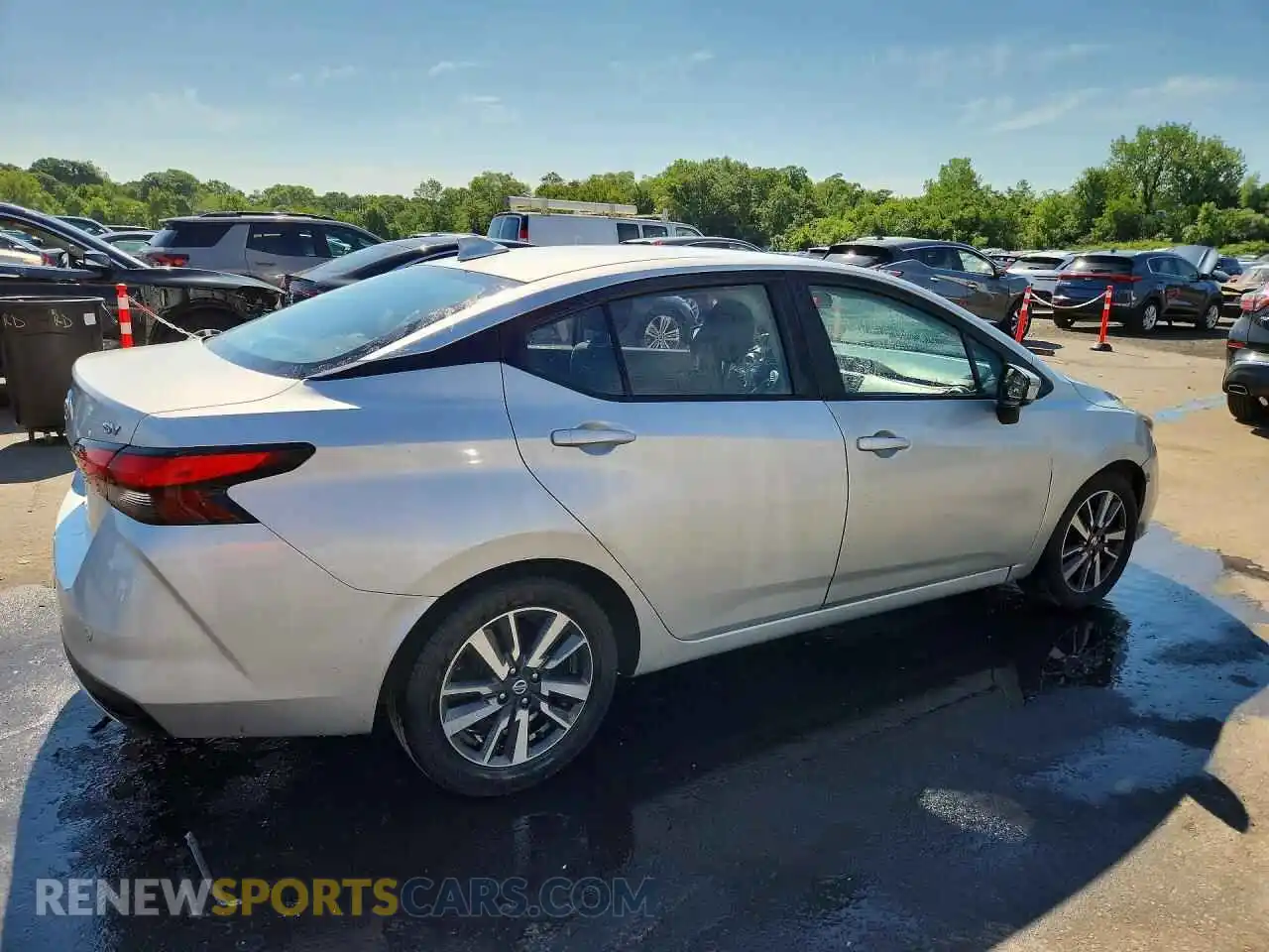 3 Photograph of a damaged car 3N1CN8EV5ML812441 NISSAN VERSA 2021