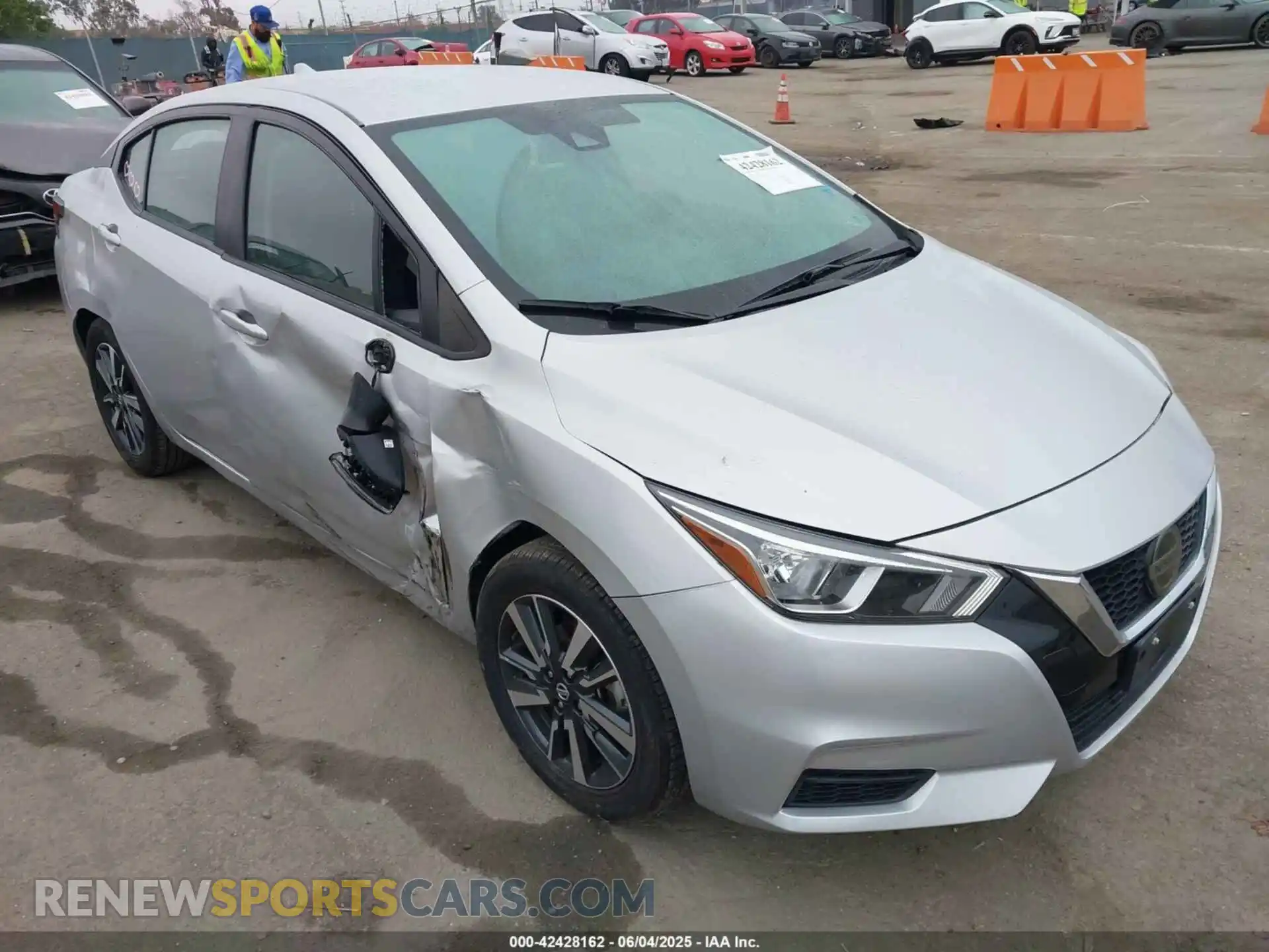 1 Photograph of a damaged car 3N1CN8EV5ML841146 NISSAN VERSA 2021