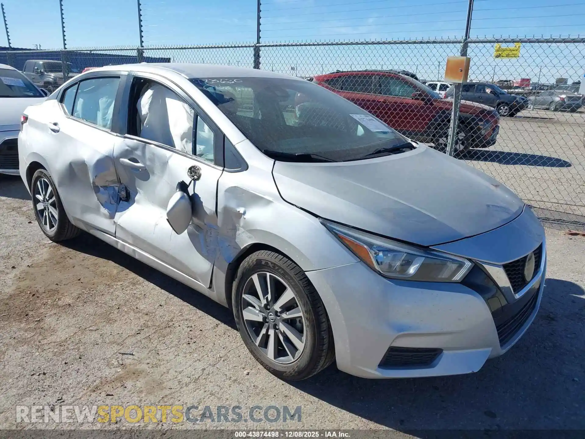 1 Photograph of a damaged car 3N1CN8EV5ML894901 NISSAN VERSA 2021