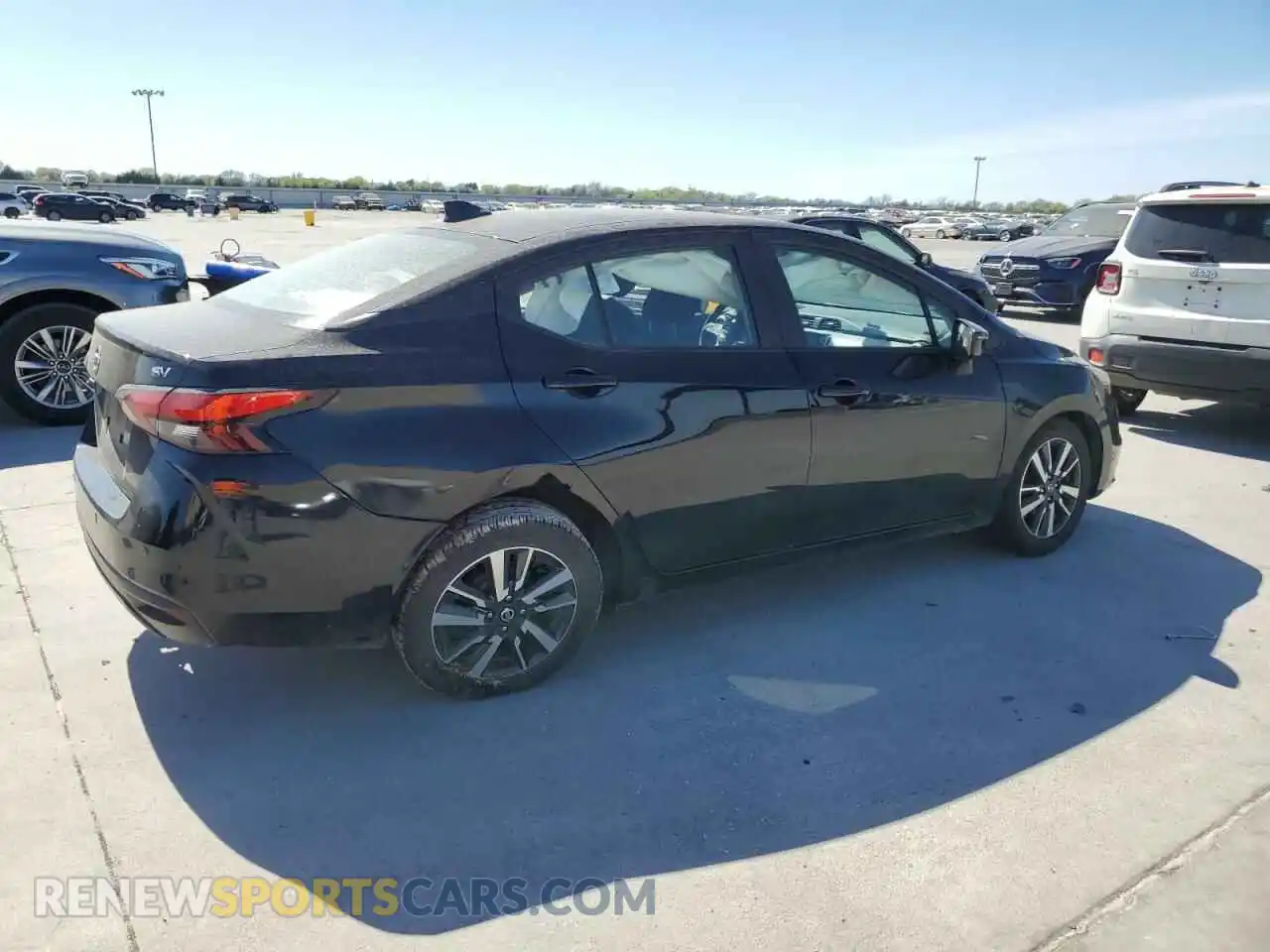 3 fotografías del automóvil dañado 3N1CN8EV6ML846324 NISSAN VERSA 2021