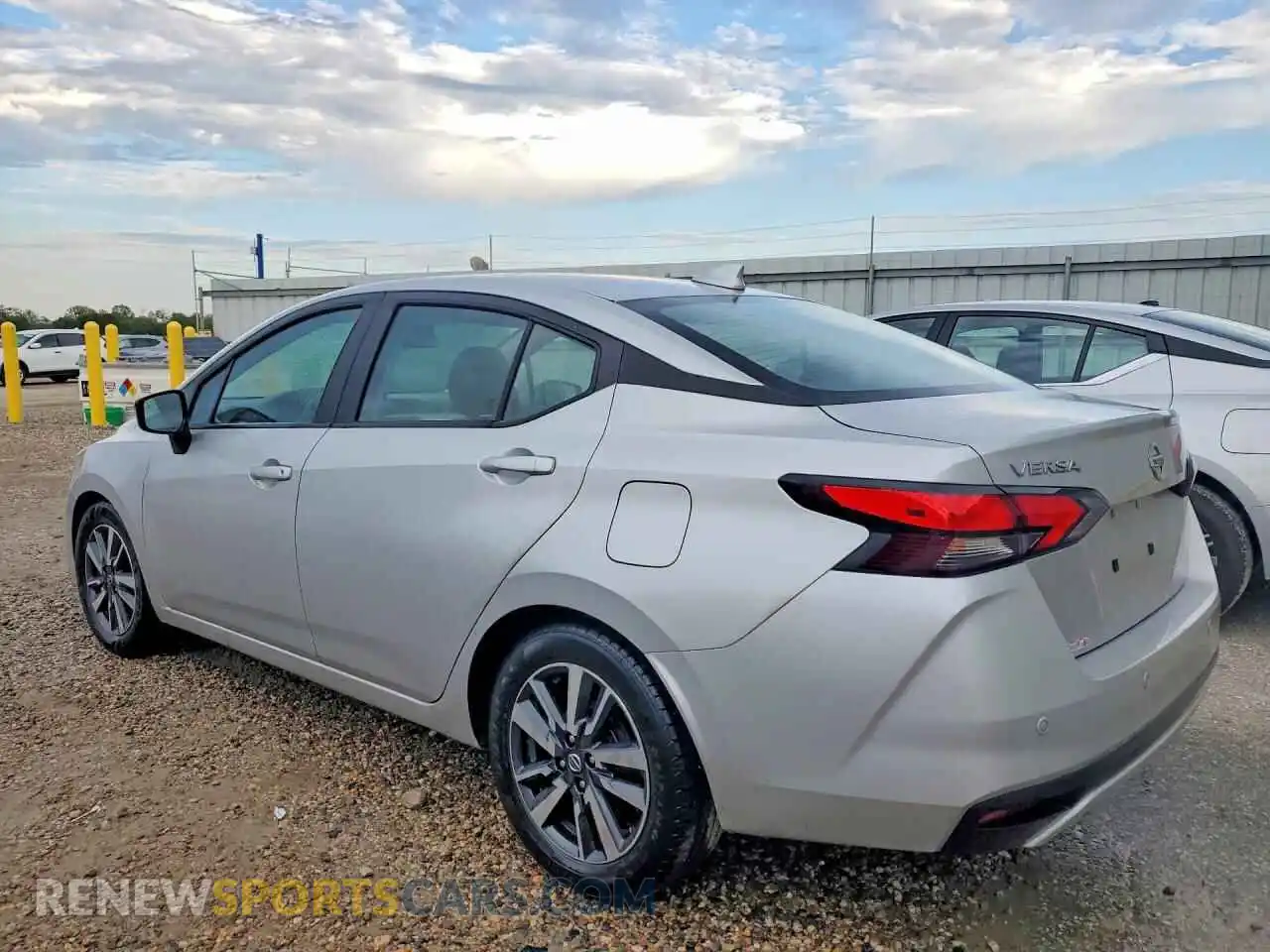 2 Фотография поврежденного автомобиля 3N1CN8EV6ML894793 NISSAN VERSA 2021