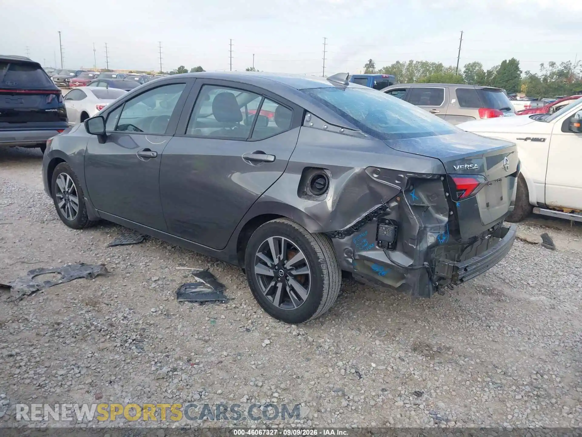 3 Фотография поврежденного автомобиля 3N1CN8EV9ML825614 NISSAN VERSA 2021