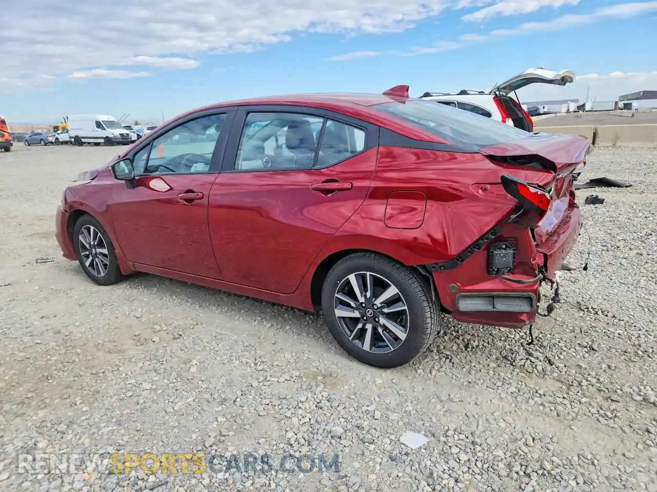 2 fotografías del automóvil dañado 3N1CN8EV9ML860234 NISSAN VERSA 2021