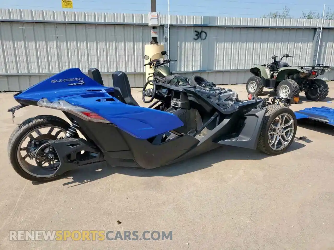 3 fotografías del automóvil dañado 57XAAPGD4P8155706 POLARIS SLINGSHOT 2023