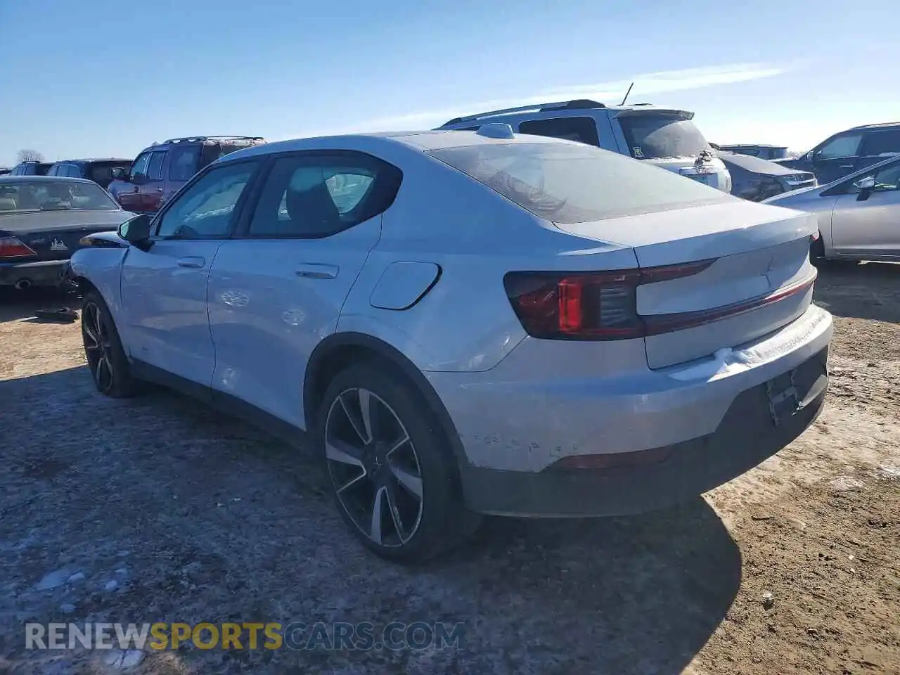 2 fotografías del automóvil dañado LPSED3KA0ML011059 POLESTAR 2 2021