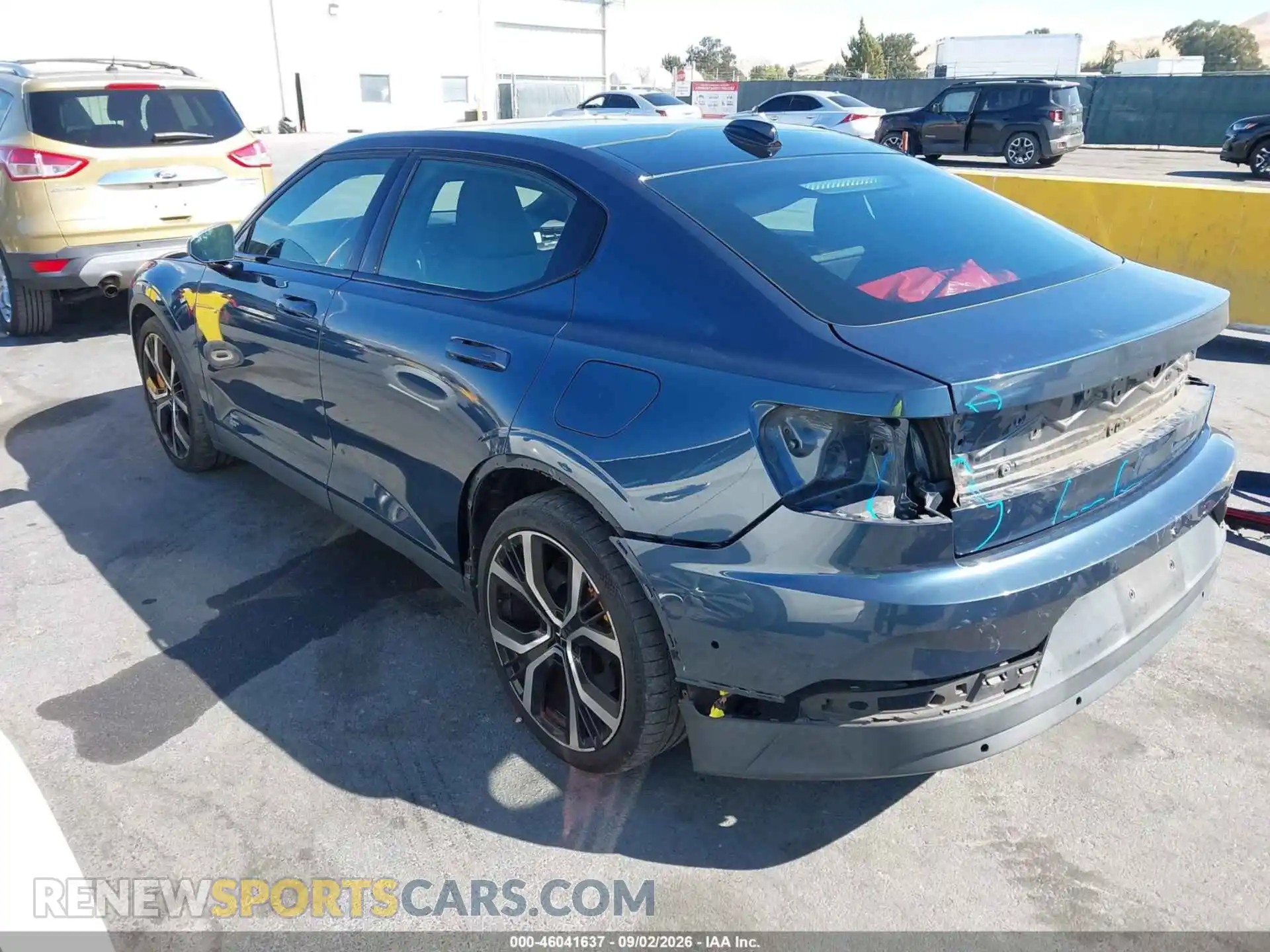 3 fotografías del automóvil dañado LPSED3KA9ML006250 POLESTAR 2 2021