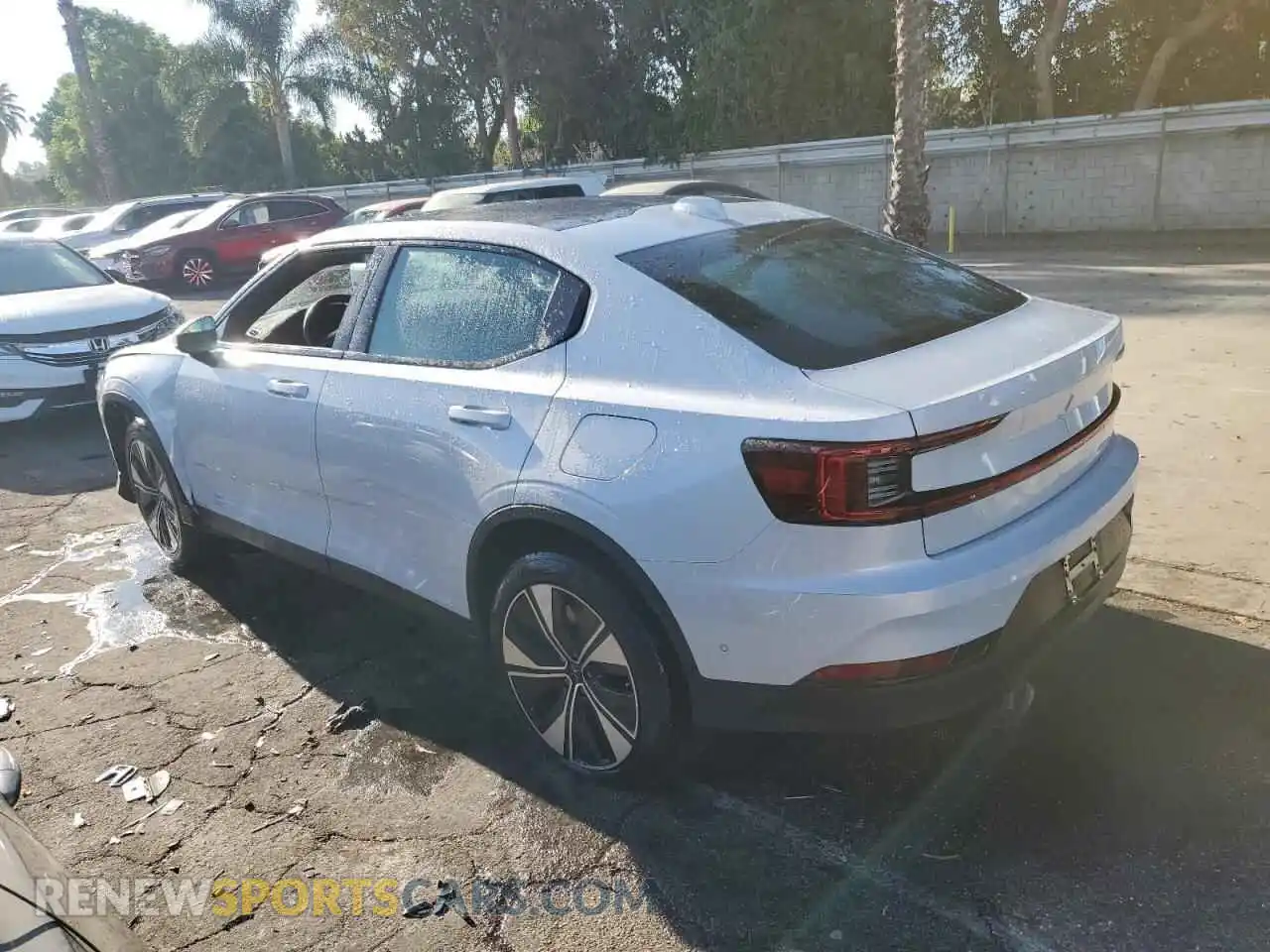 2 fotografías del automóvil dañado YSMED3KA0PL142119 POLESTAR 2 2023
