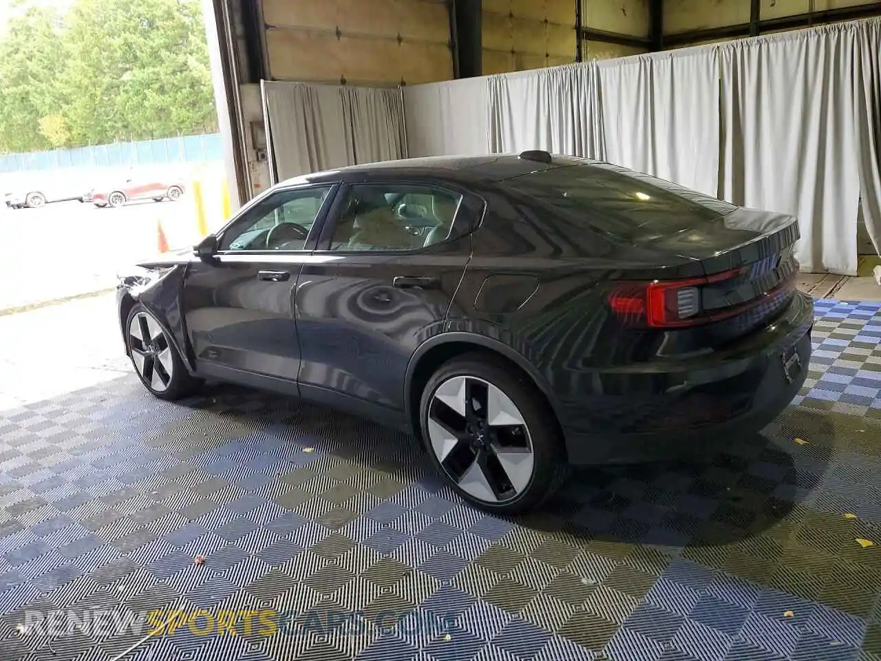 2 Фотография поврежденного автомобиля YSMEG3KA0PL136053 POLESTAR 2 2023