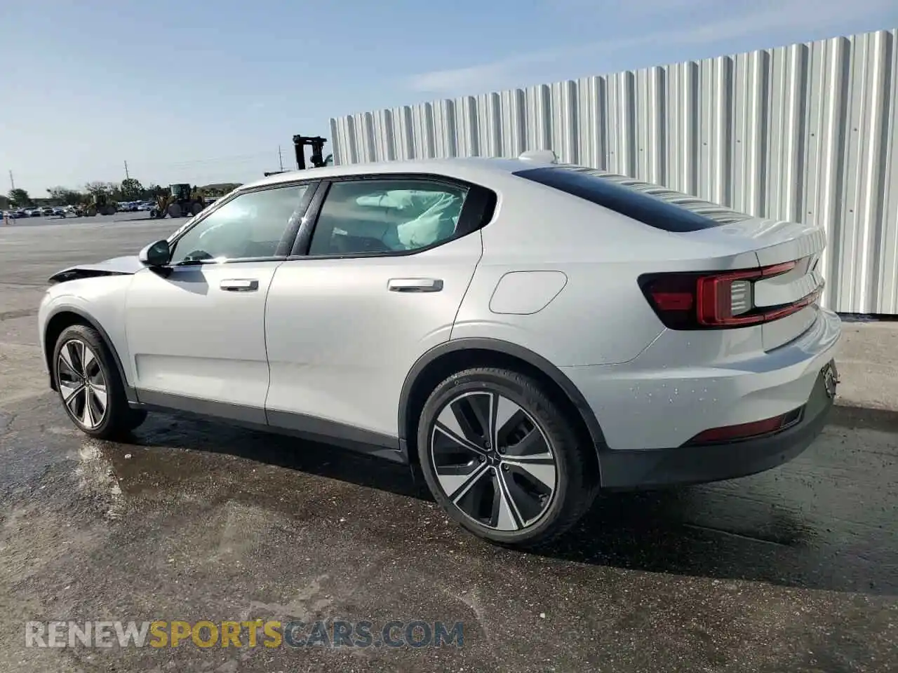 2 fotografías del automóvil dañado YSMEG3KA2PL135633 POLESTAR 2 2023