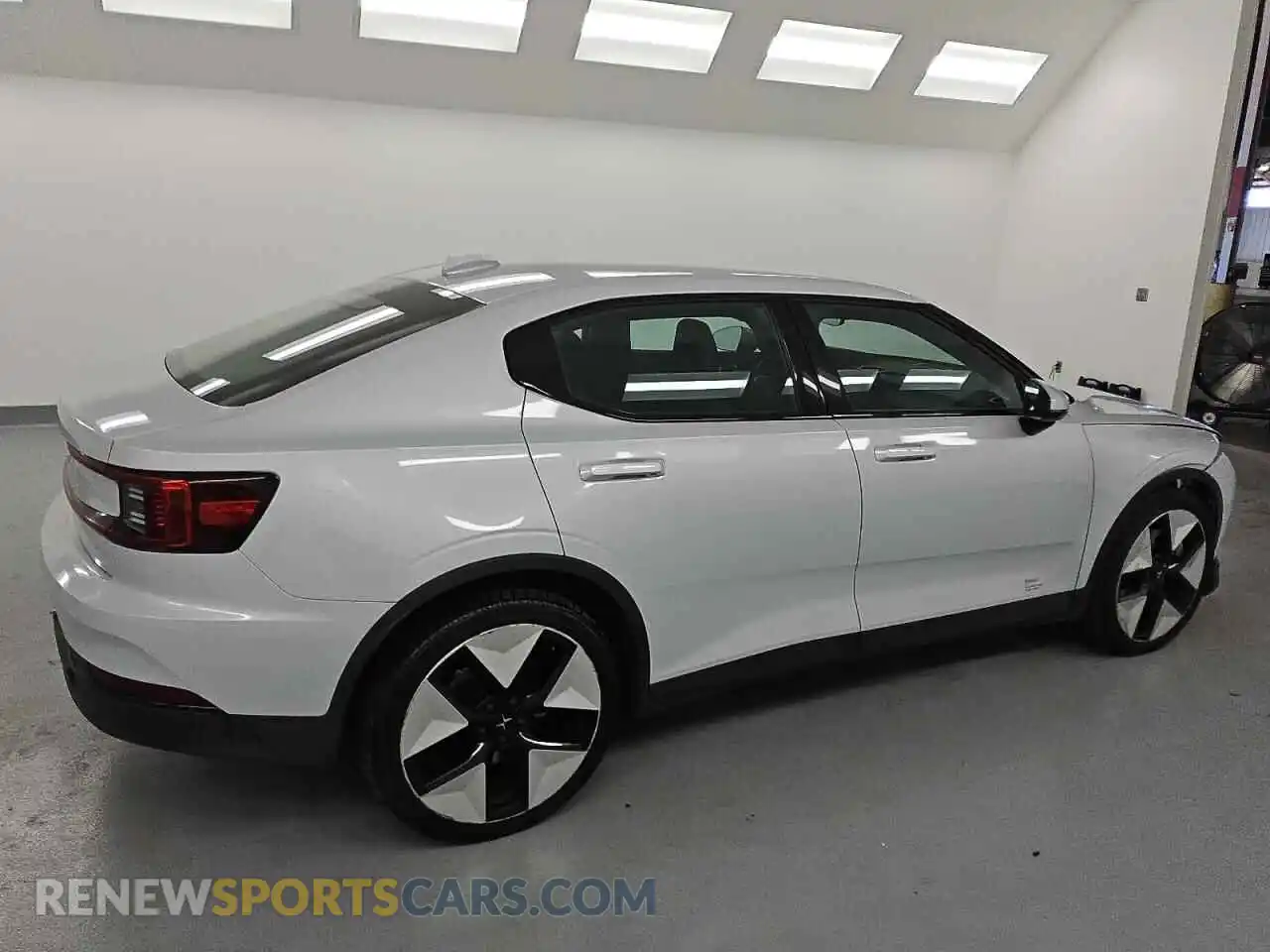 3 Photograph of a damaged car YSMEG3KA5PL141880 POLESTAR 2 2023