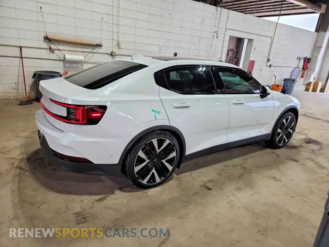 3 fotografías del automóvil dañado YSMFG3KAXRL236359 POLESTAR 2 2024
