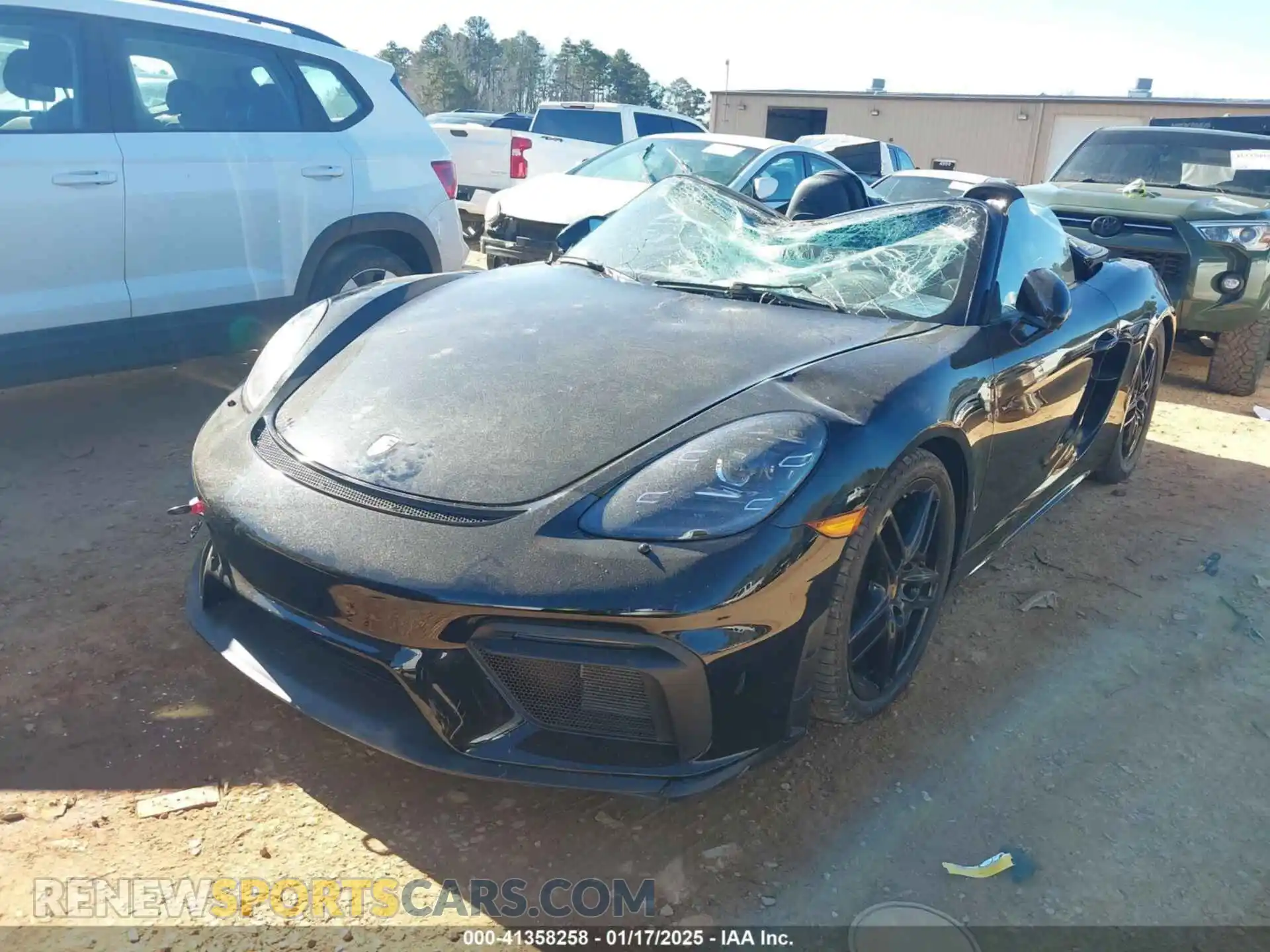 2 Photograph of a damaged car WP0CC2A81MS240303 PORSCHE 718 SPYDER 2021