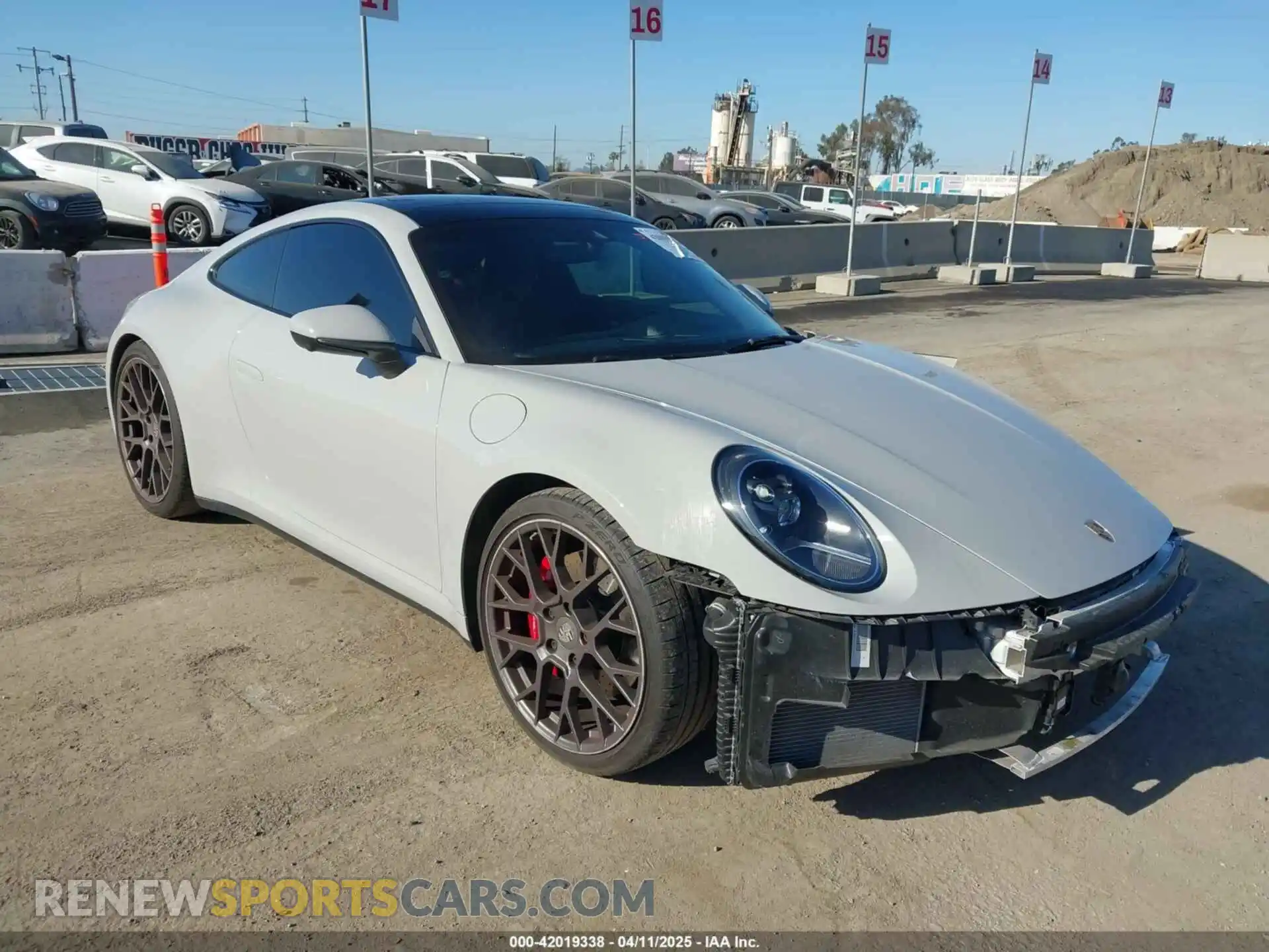 1 Photograph of a damaged car WP0AB2A90LS226443 PORSCHE 911 2020