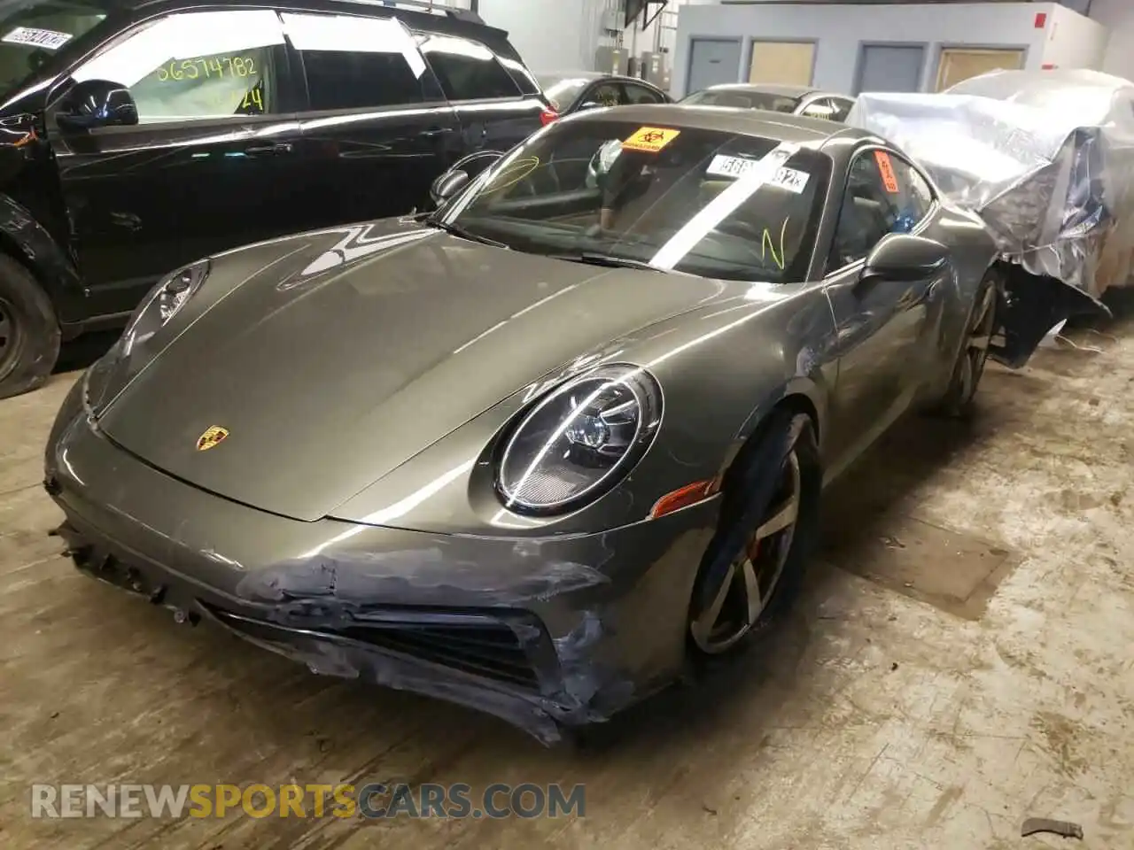 2 fotografías del automóvil dañado WP0AB2A94LS225263 PORSCHE 911 2020