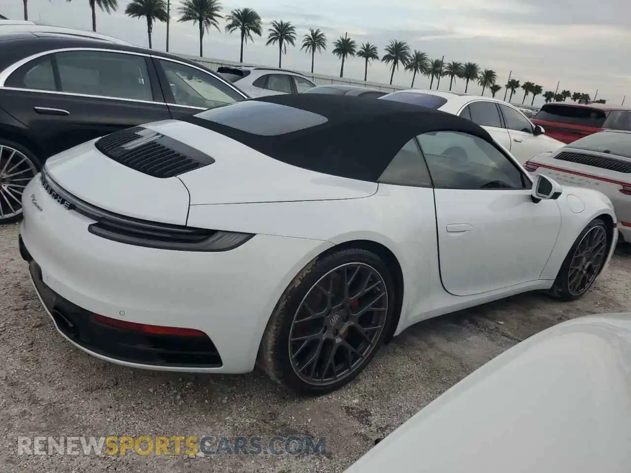 3 Photograph of a damaged car WP0CA2A90LS251516 PORSCHE 911 2020