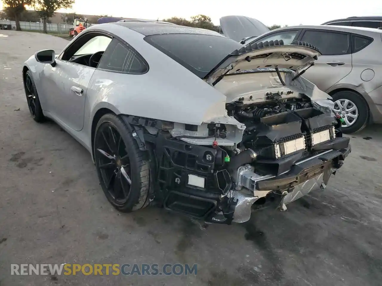 3 fotografías del automóvil dañado WP0AA2A90MS206178 PORSCHE 911 2021