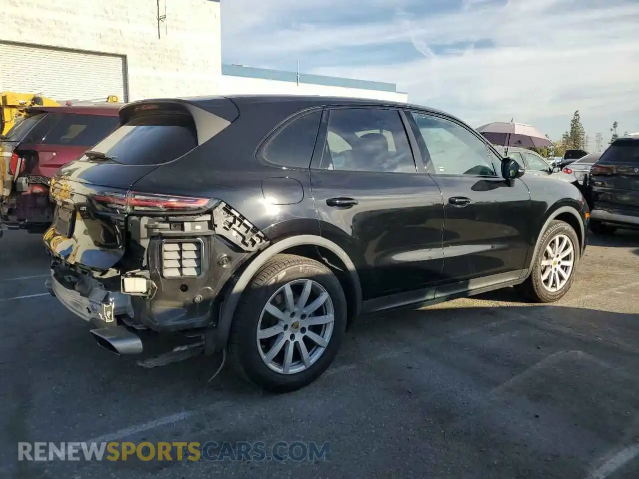 3 Photograph of a damaged car WP1AA2AY1KDA05588 PORSCHE CAYENNE 2019