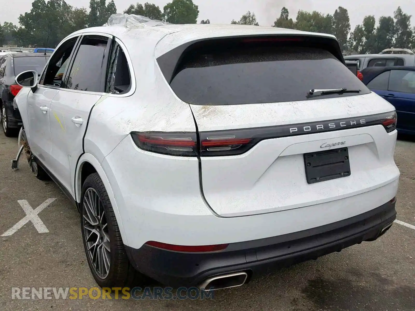 3 Photograph of a damaged car WP1AA2AY2KDA06555 PORSCHE CAYENNE 2019