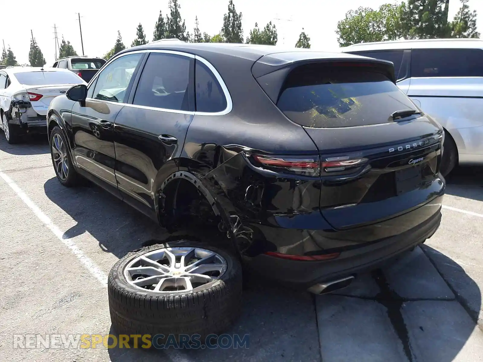 3 Photograph of a damaged car WP1AA2AY2KDA07754 PORSCHE CAYENNE 2019