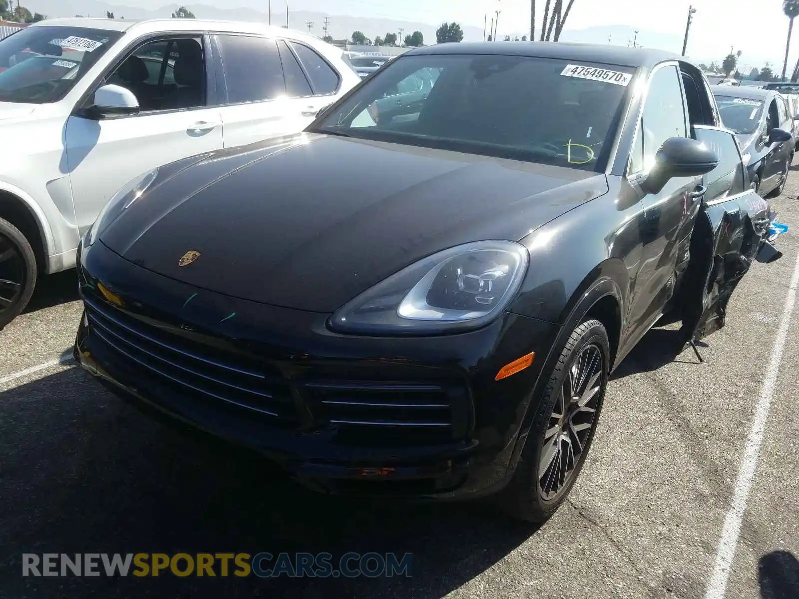 2 fotografías del automóvil dañado WP1AA2AY3KDA06693 PORSCHE CAYENNE 2019
