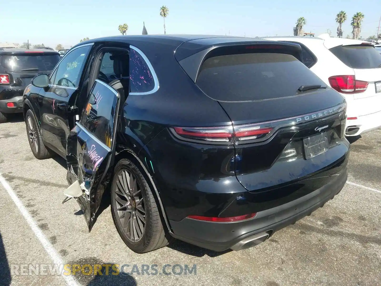 3 fotografías del automóvil dañado WP1AA2AY3KDA06693 PORSCHE CAYENNE 2019