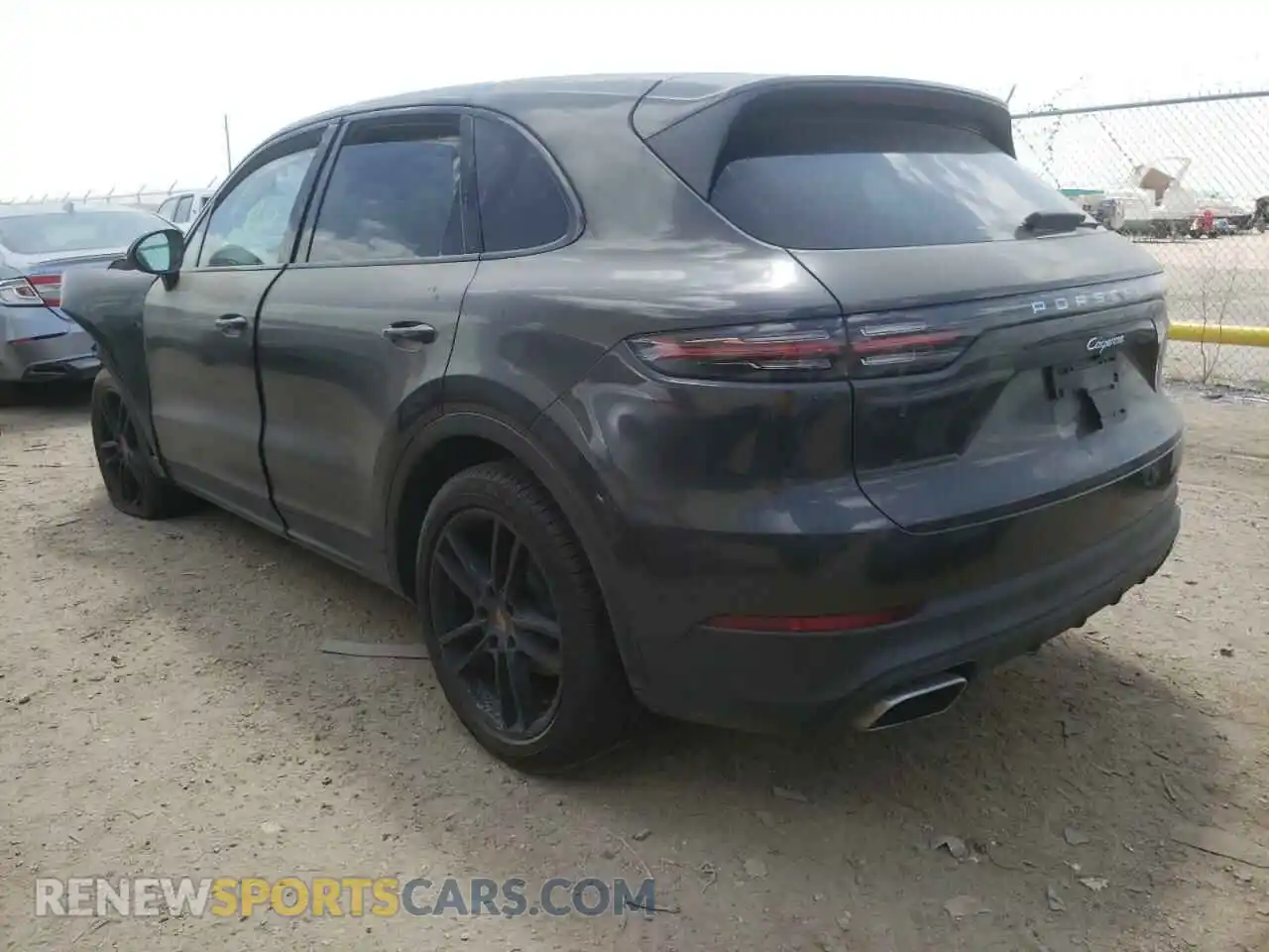3 fotografías del automóvil dañado WP1AA2AY3KDA13157 PORSCHE CAYENNE 2019