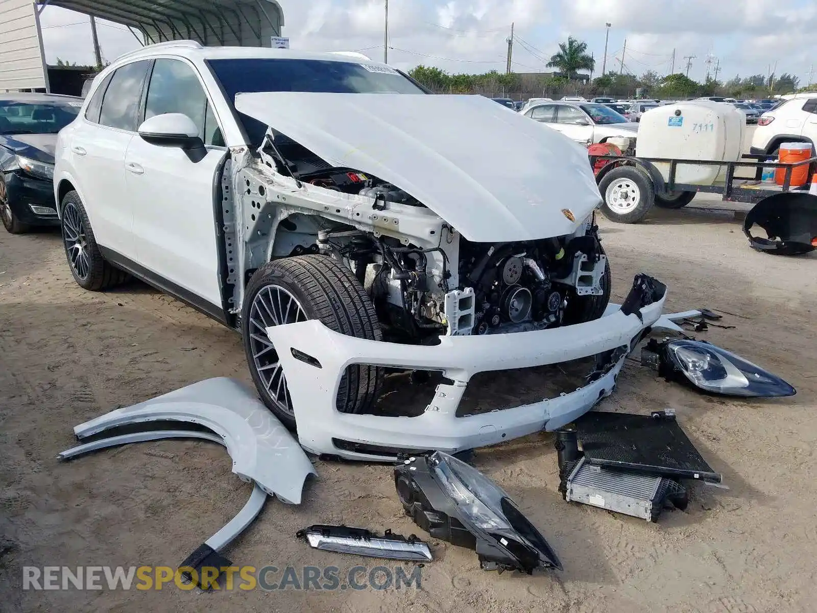 1 Photograph of a damaged car WP1AA2AY4KDA16522 PORSCHE CAYENNE 2019