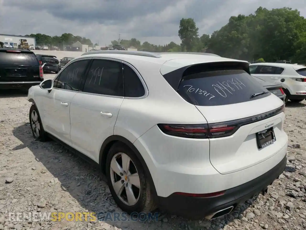3 Photograph of a damaged car WP1AA2AY4KDA18741 PORSCHE CAYENNE 2019