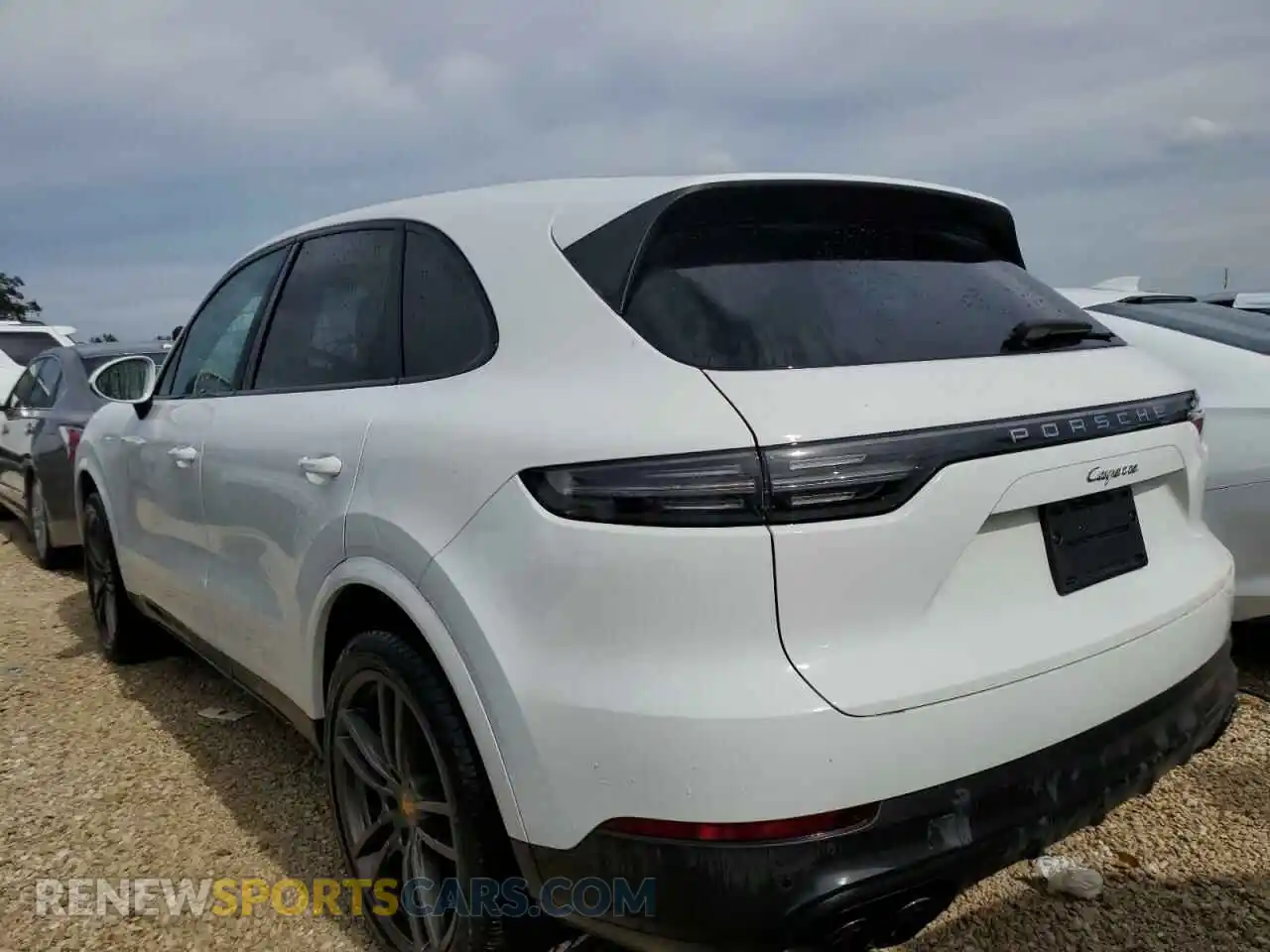 3 Photograph of a damaged car WP1AA2AY8KDA07936 PORSCHE CAYENNE 2019