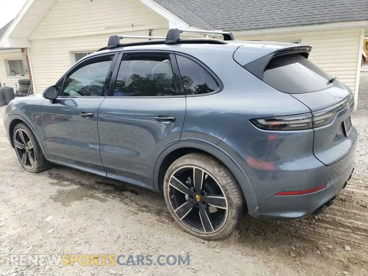2 Photograph of a damaged car WP1AF2AY4KDA80982 PORSCHE CAYENNE 2019