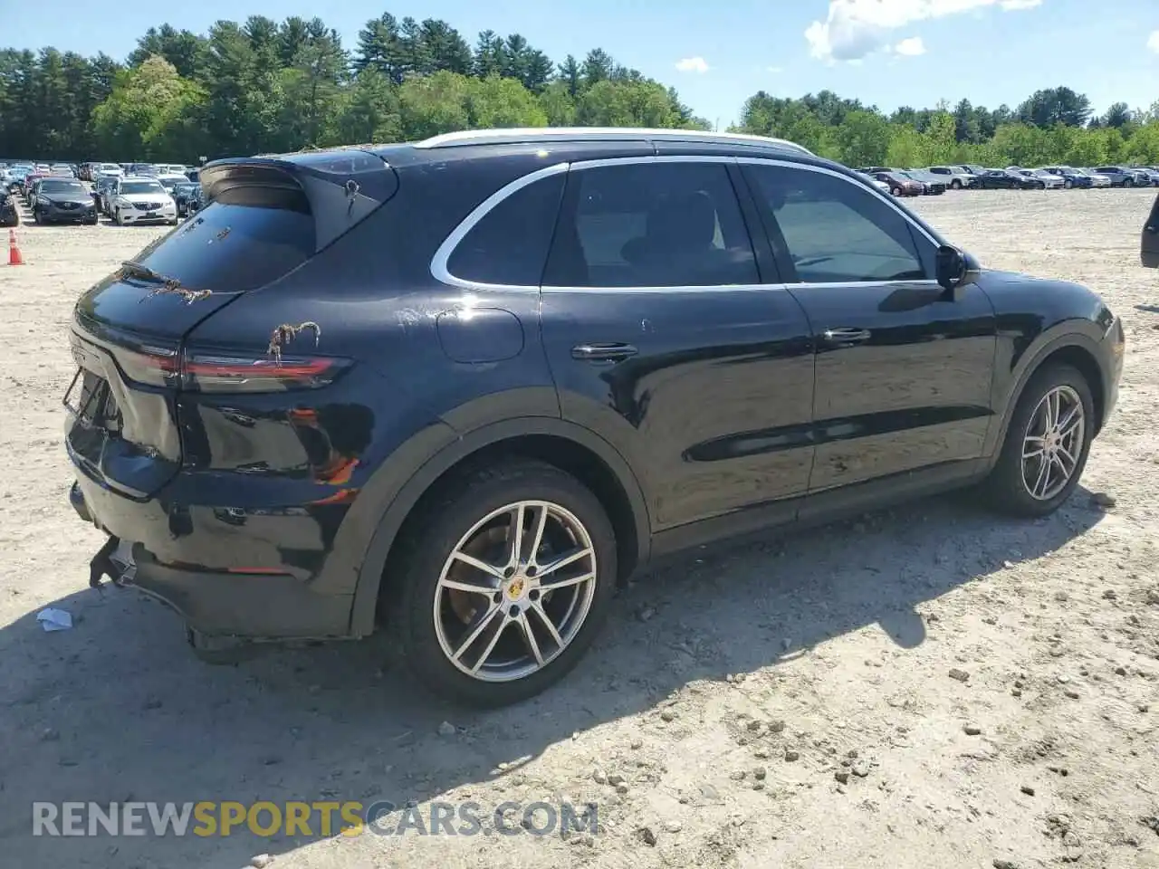 3 fotografías del automóvil dañado WP1AA2AY1MDA00782 PORSCHE CAYENNE 2021