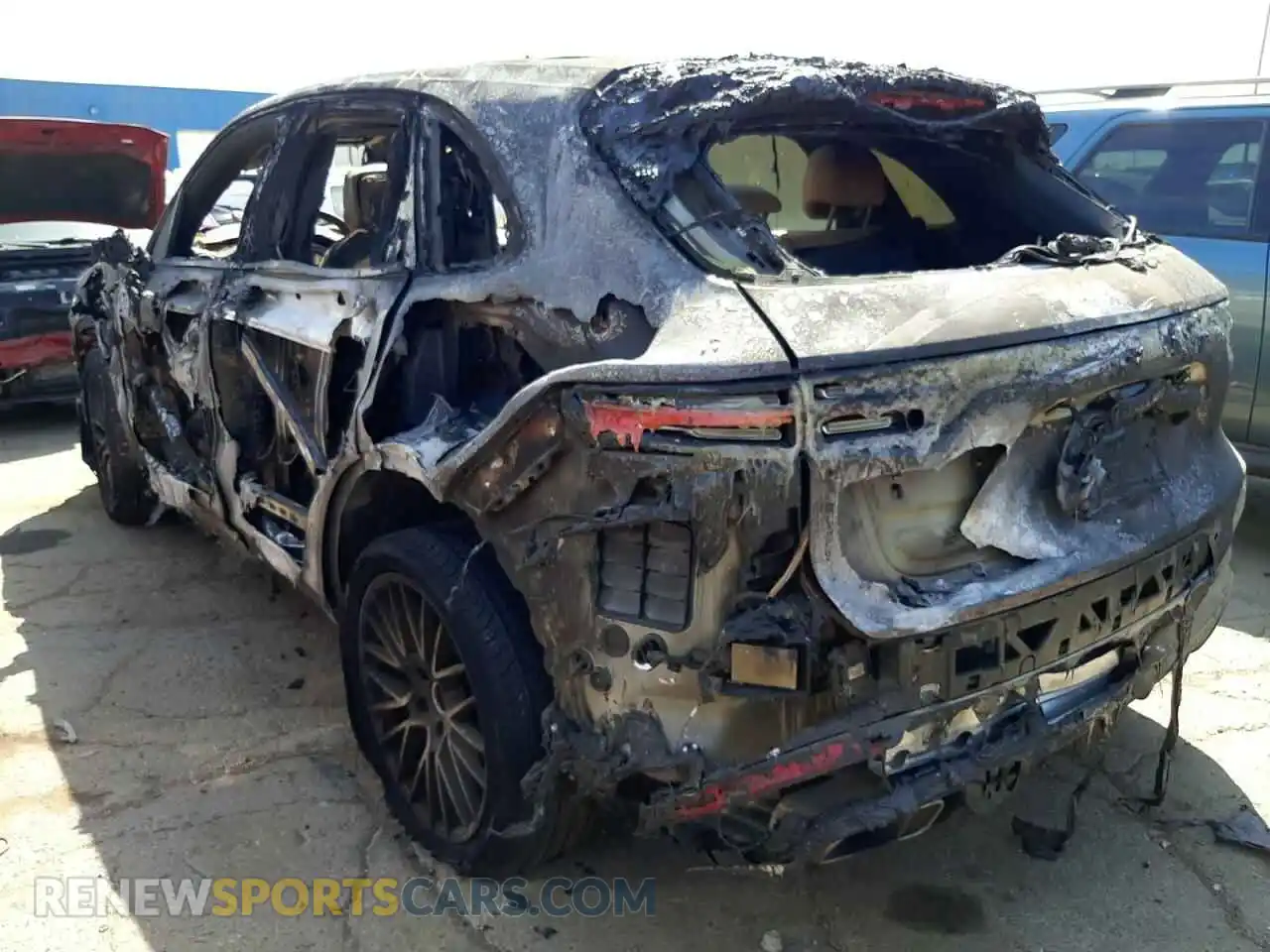 3 Photograph of a damaged car WP1AA2AY4MDA09184 PORSCHE CAYENNE 2021