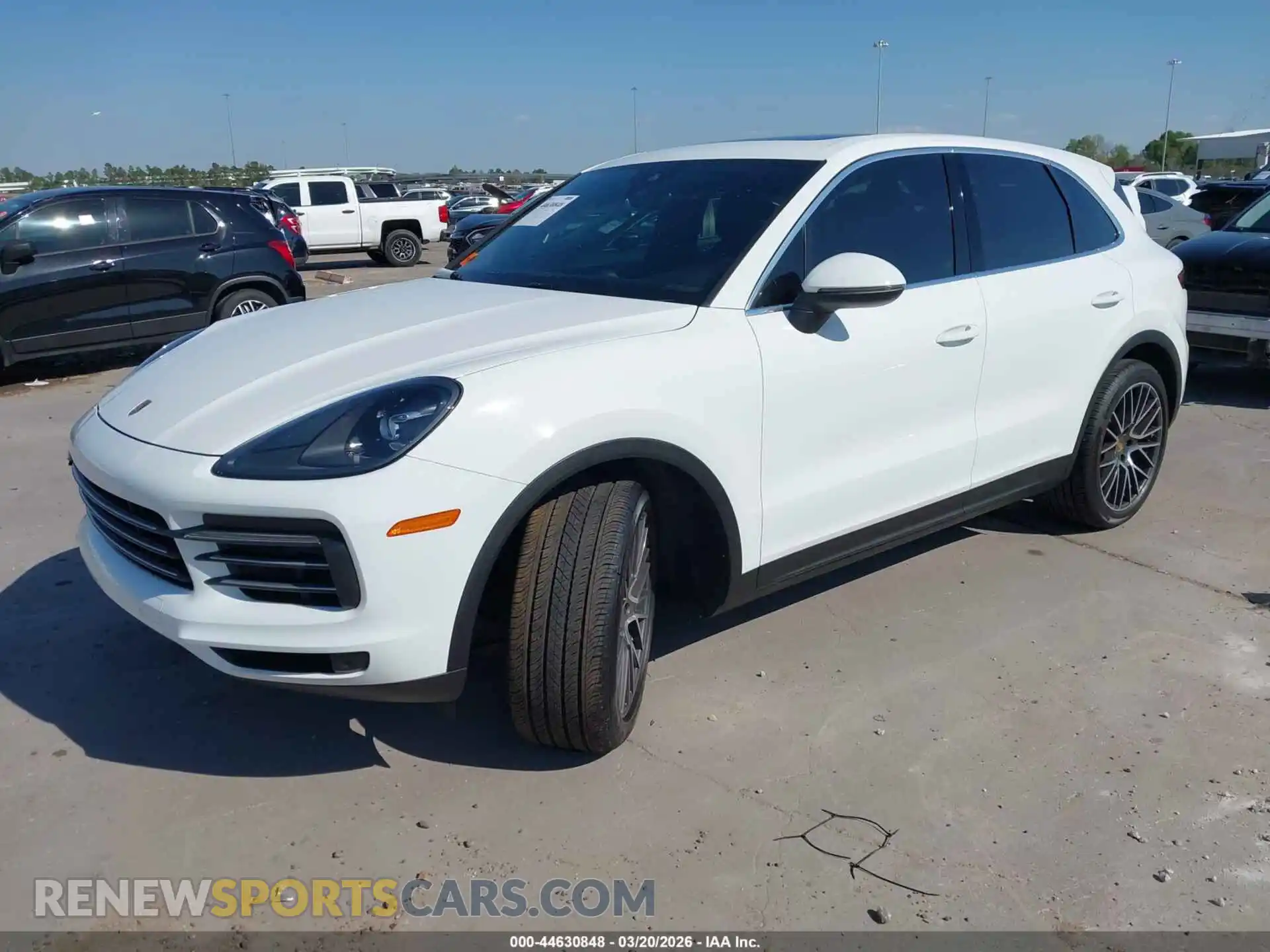 2 fotografías del automóvil dañado WP1AA2AYXMDA09075 PORSCHE CAYENNE 2021