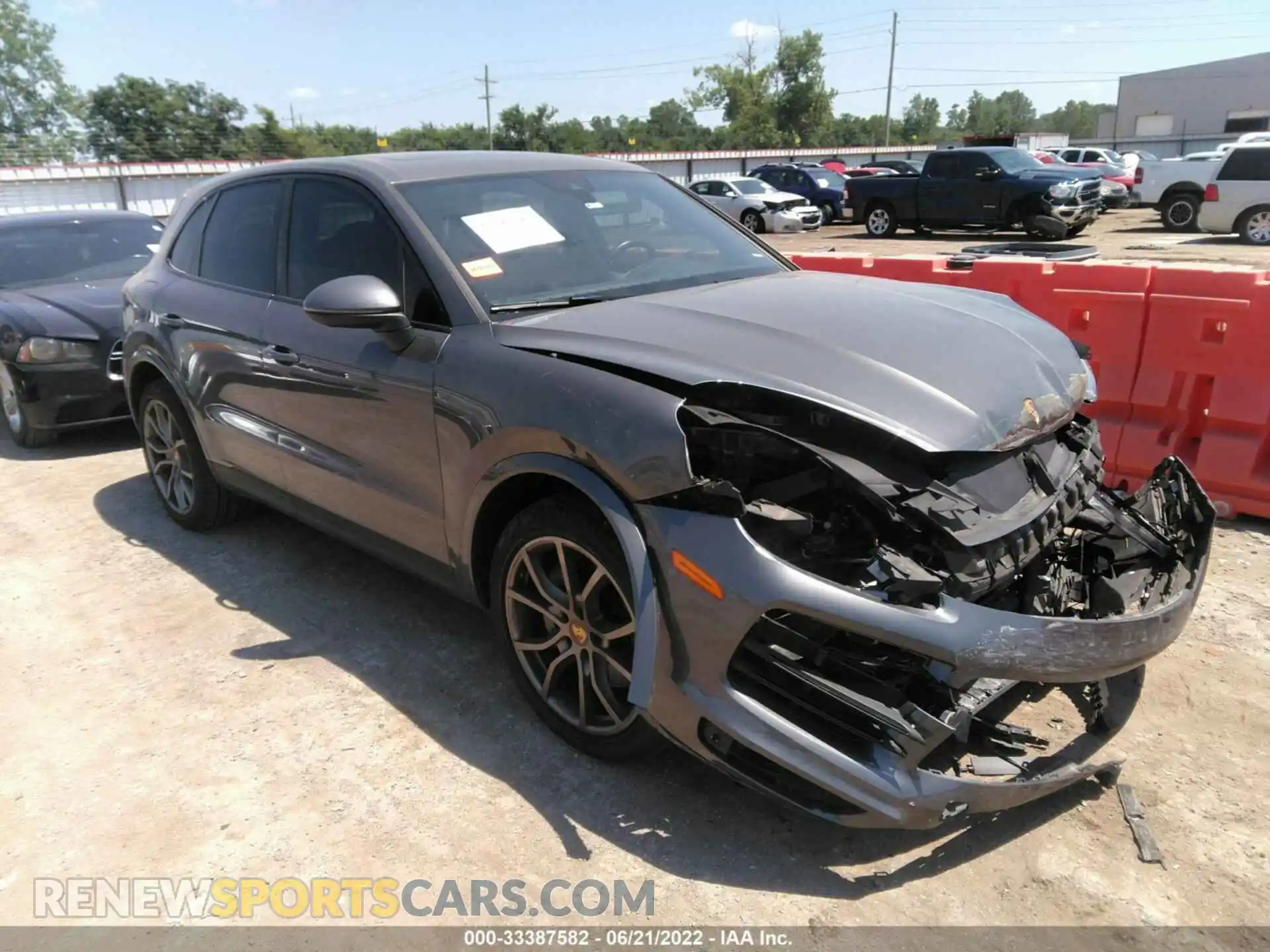 1 Photograph of a damaged car WP1AB2AYXMDA28075 PORSCHE CAYENNE 2021