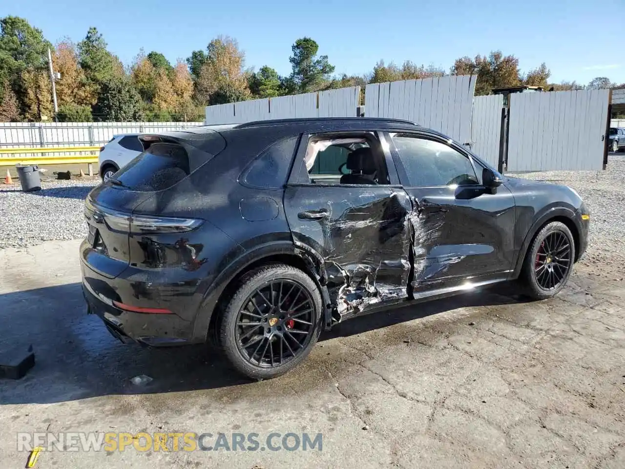 3 Photograph of a damaged car WP1AG2AY0MDA33092 PORSCHE CAYENNE 2021