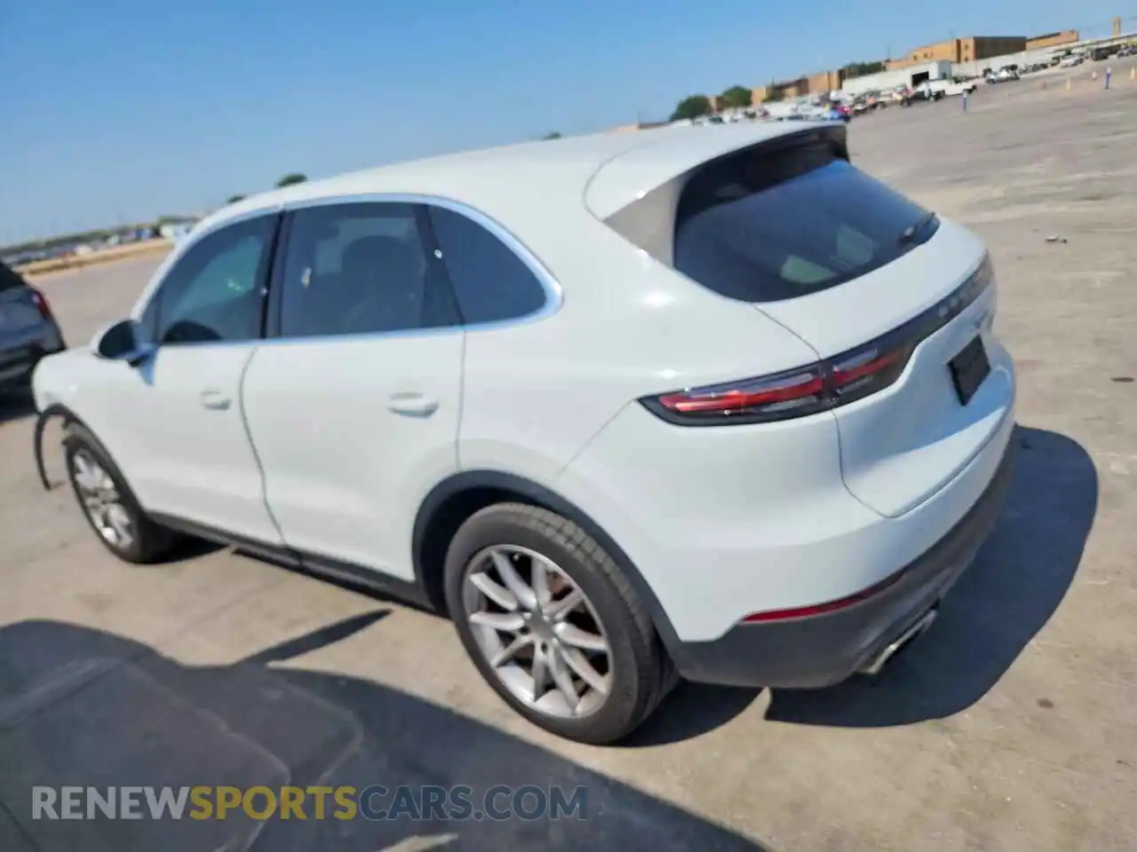 2 Photograph of a damaged car WP1AA2AY3NDA00896 PORSCHE CAYENNE 2022