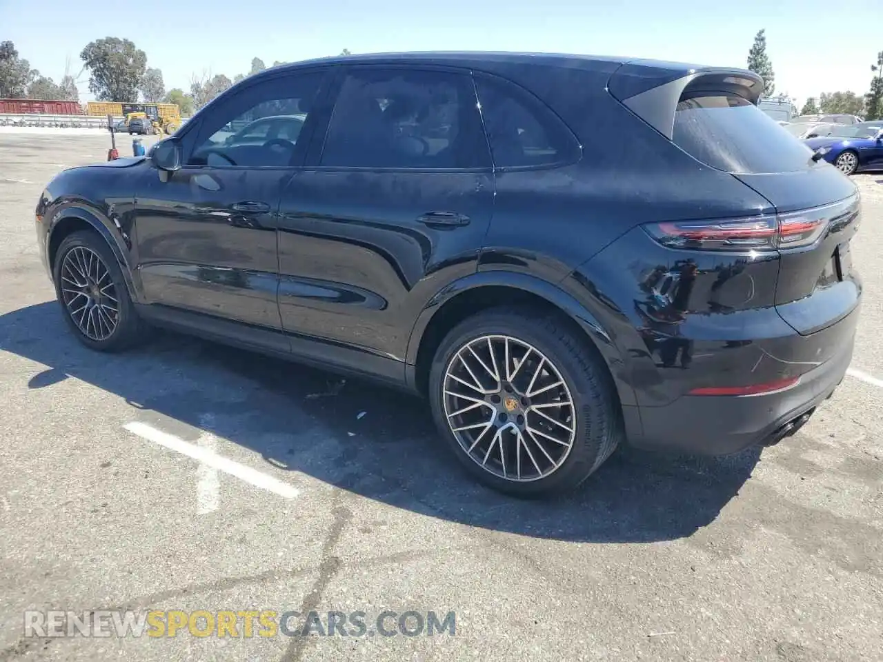 2 Photograph of a damaged car WP1AA2AY5NDA07834 PORSCHE CAYENNE 2022