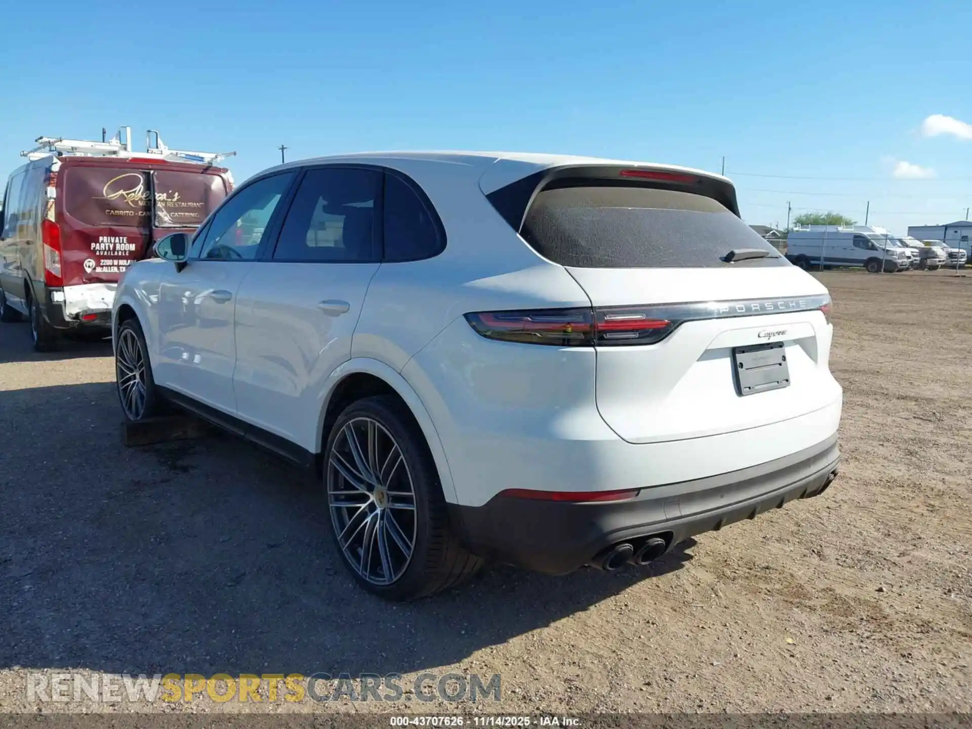 3 Photograph of a damaged car WP1AA2AY8NDA07746 PORSCHE CAYENNE 2022