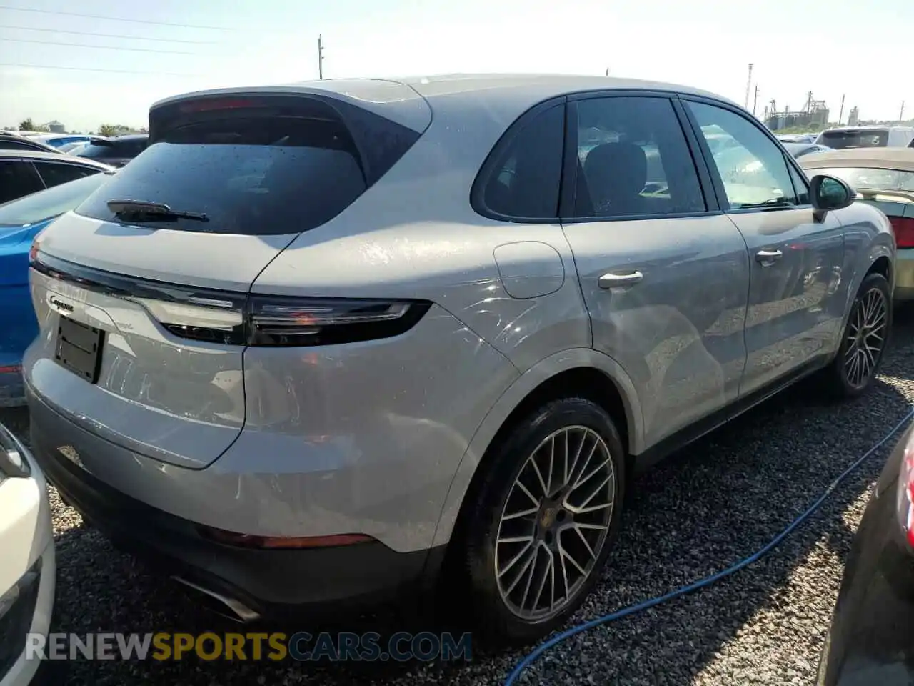 3 Photograph of a damaged car WP1AA2AY9NDA03429 PORSCHE CAYENNE 2022