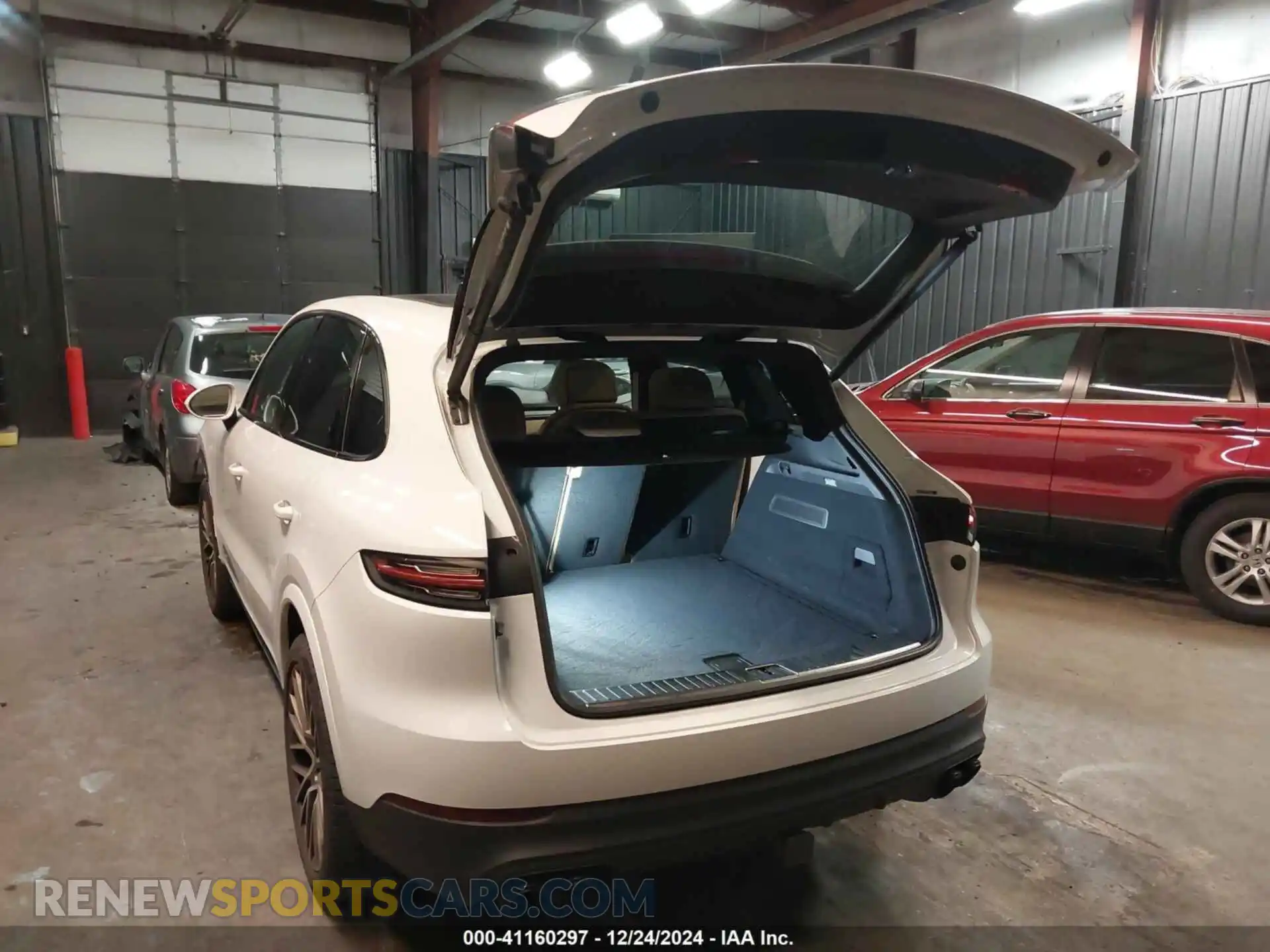 3 Photograph of a damaged car WP1AB2AY9NDA32149 PORSCHE CAYENNE 2022