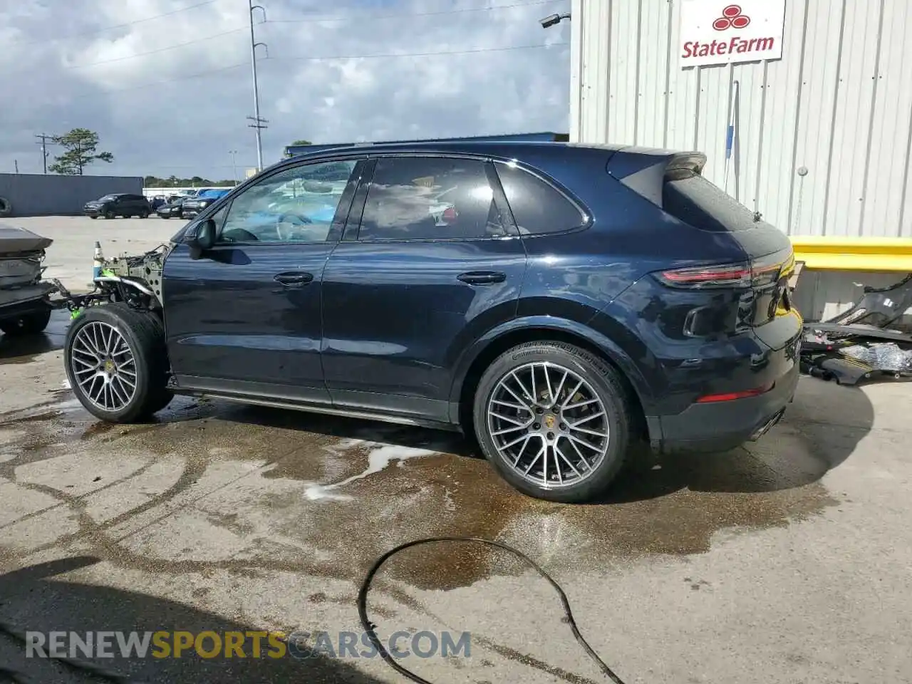 2 Photograph of a damaged car WP1AB2AY9NDA32233 PORSCHE CAYENNE 2022