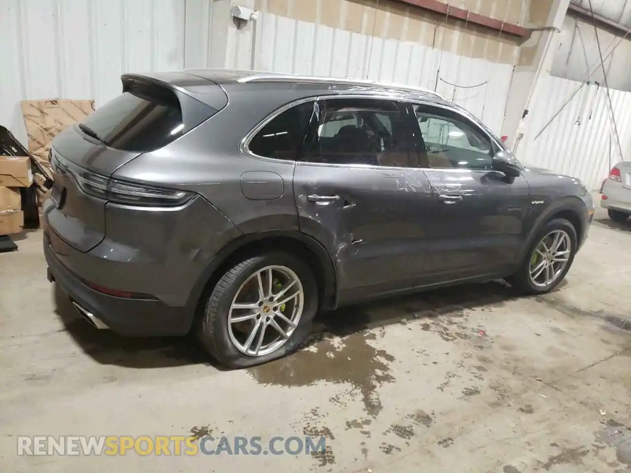 3 Photograph of a damaged car WP1AE2AY9NDA27007 PORSCHE CAYENNE 2022