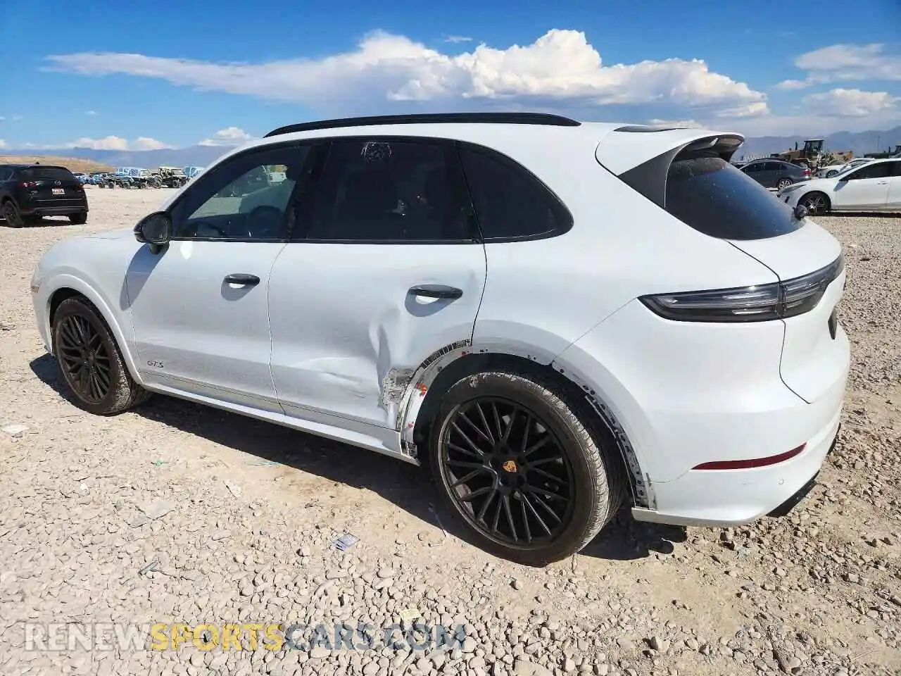 2 fotografías del automóvil dañado WP1AG2AYXNDA38527 PORSCHE CAYENNE 2022