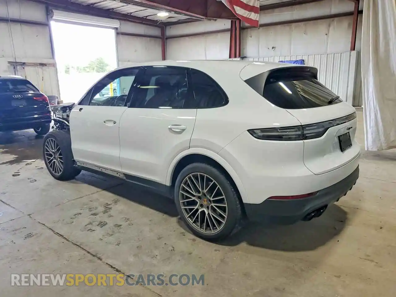 2 Фотография поврежденного автомобиля WP1AA2AY2PDA00147 PORSCHE CAYENNE 2023