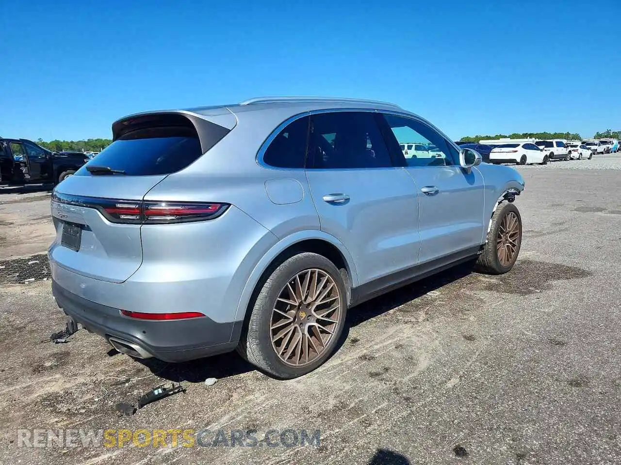 3 fotografías del automóvil dañado WP1AA2AY9PDA10951 PORSCHE CAYENNE 2023
