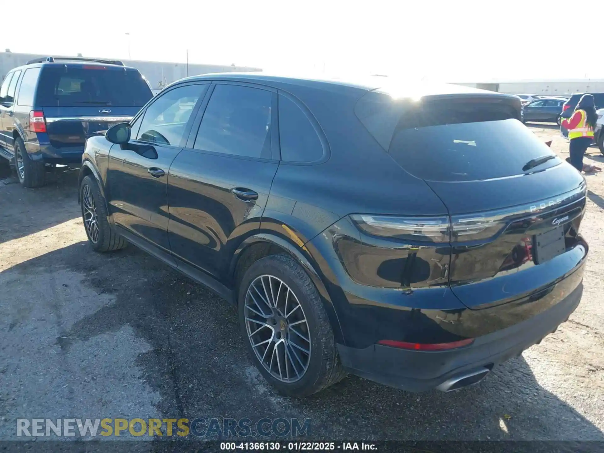3 Photograph of a damaged car WP1AA2AYXPDA11185 PORSCHE CAYENNE 2023