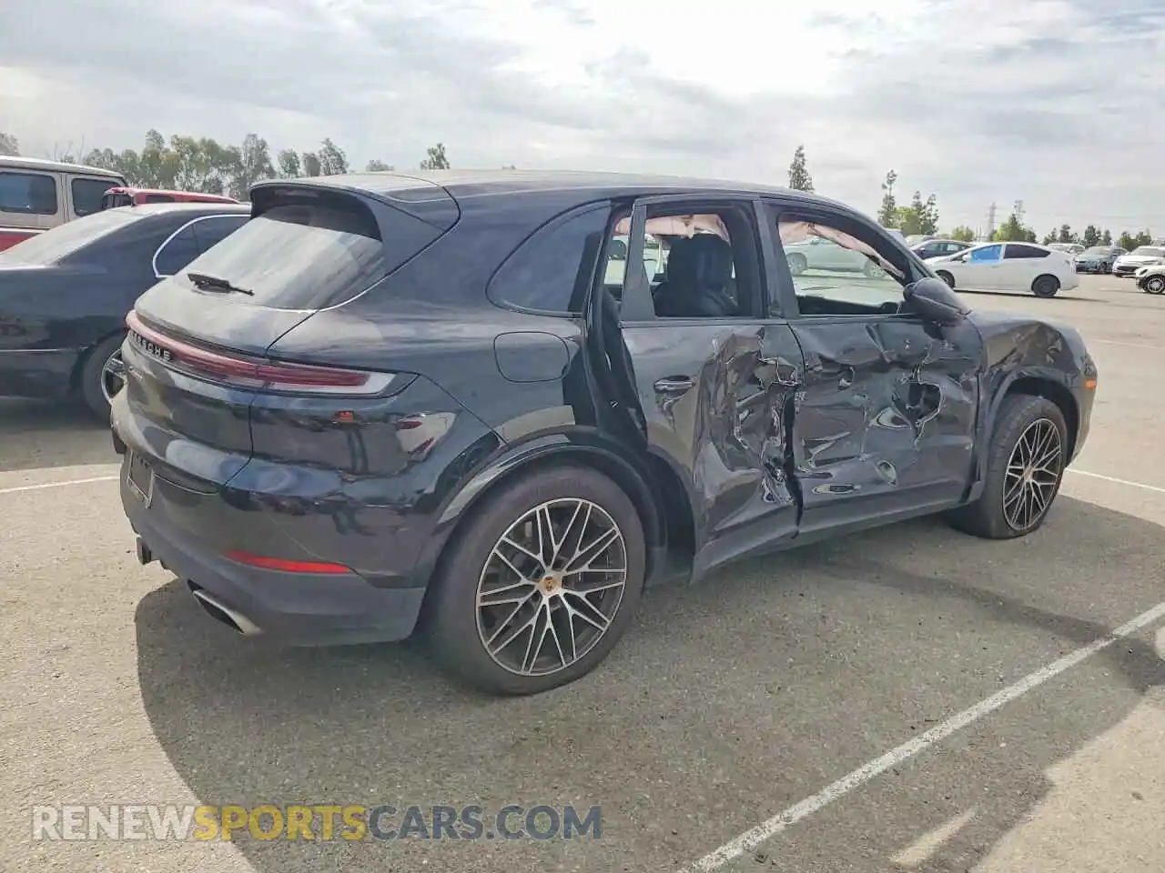 3 Фотография поврежденного автомобиля WP1AA2AY6RDA03216 PORSCHE CAYENNE 2024