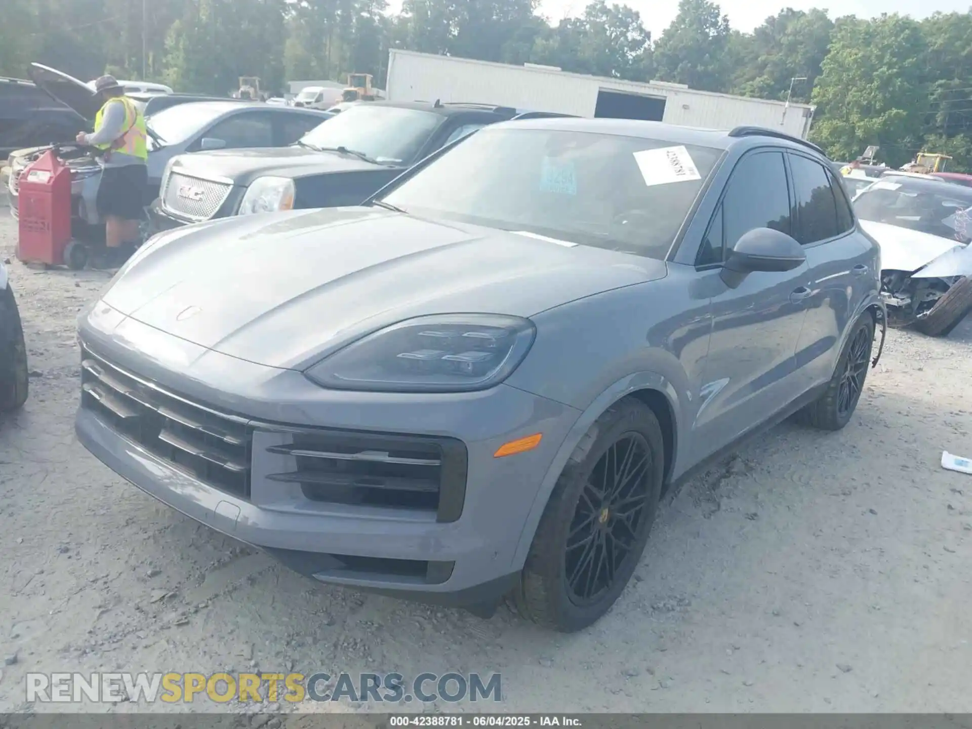 2 Photograph of a damaged car WP1AL2AY0RDA32737 PORSCHE CAYENNE 2024